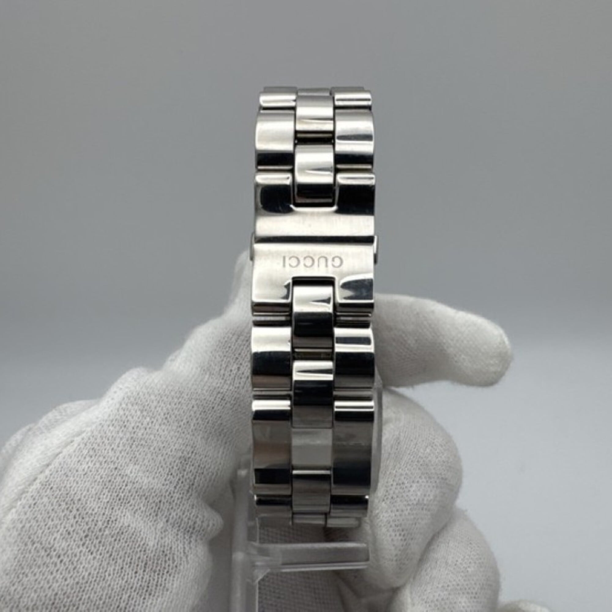 GUCCI Gucci Watch 2305L Black Silver Stainless Steel Women's — Good
