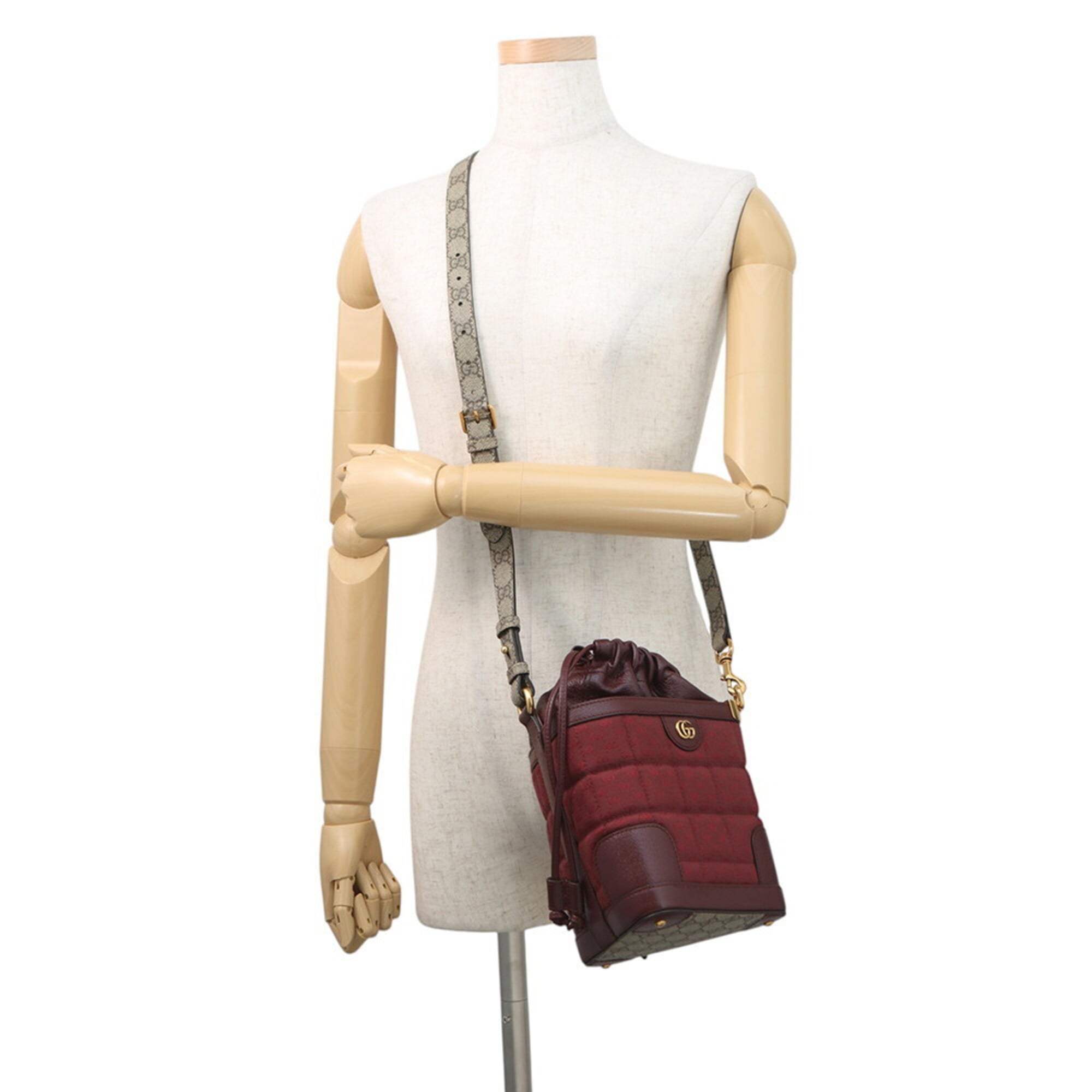 Gucci Shoulder Bag GG Supreme 752533 GUCCI Handbag — Like New