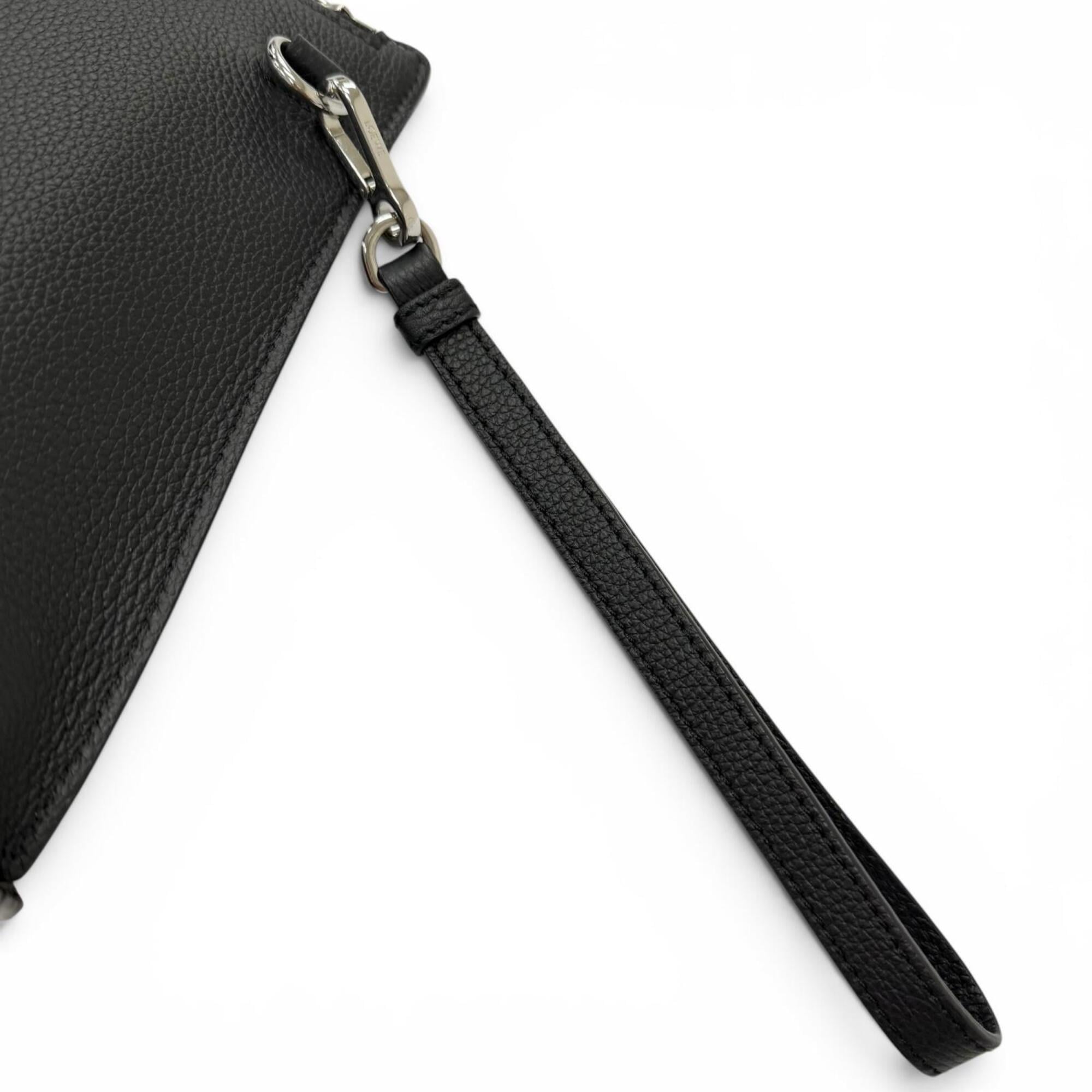 LOEWE C660Z81X01 Leather Anagram Embossed Logo L-Zip Pouch Second Bag Clutch Black Men's — Like New