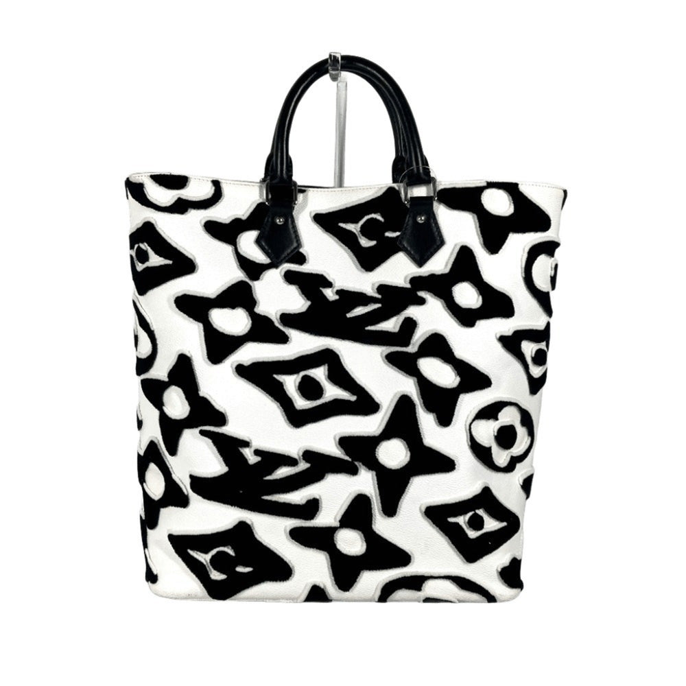 LOUIS VUITTON M45567 Tufted Monogram LVXUF Cabas Shoulder Bag Vertical Tote Coated Canvas Women's Black — Like New