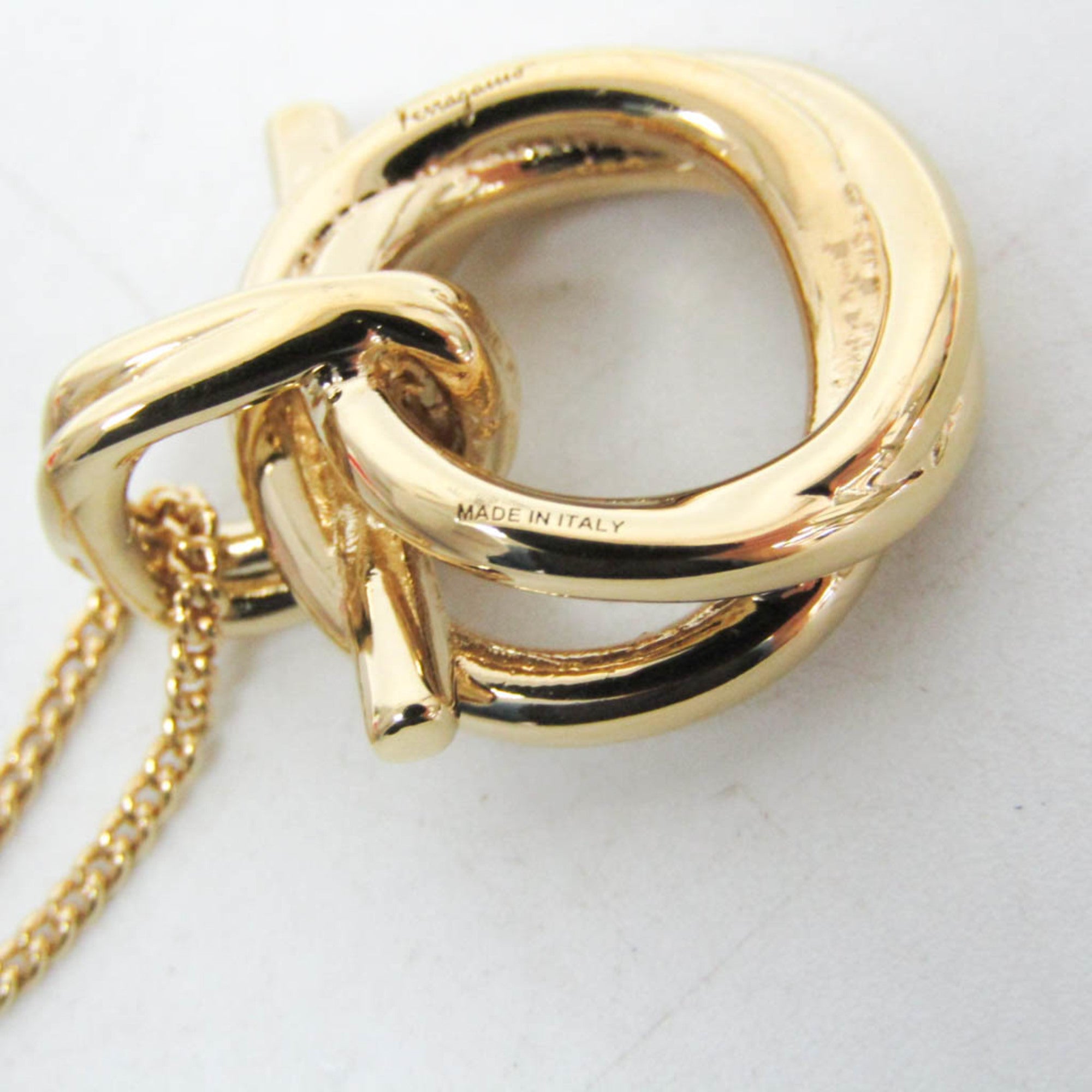 Salvatore Ferragamo Gancini 760609 Gold Plating Rhinestone Women,Men Fashion Pendant Necklace (Gold) — Like New