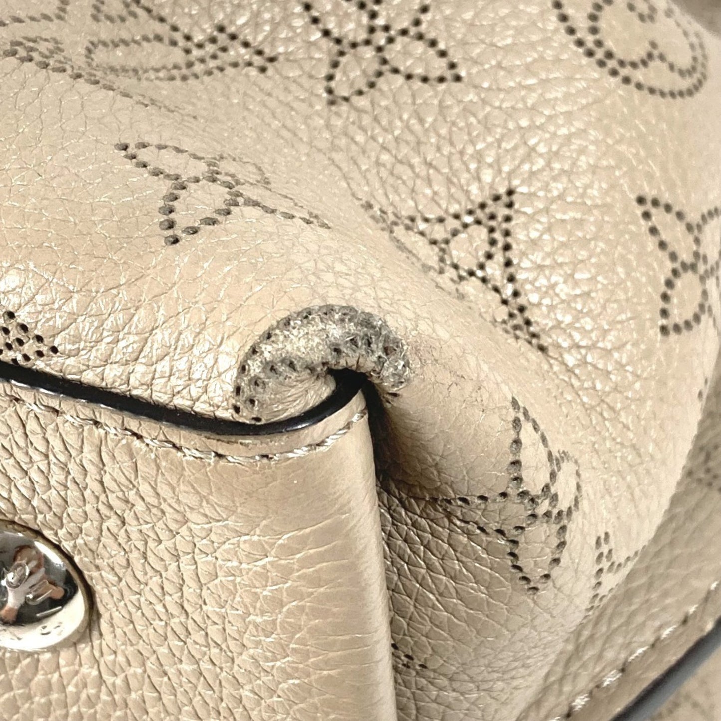 LOUIS VUITTON M55799 Monogram Mahina Mulia Bag, 2-Way Crossbody Handbag/Shoulder Leather, Women's, Galle, Beige