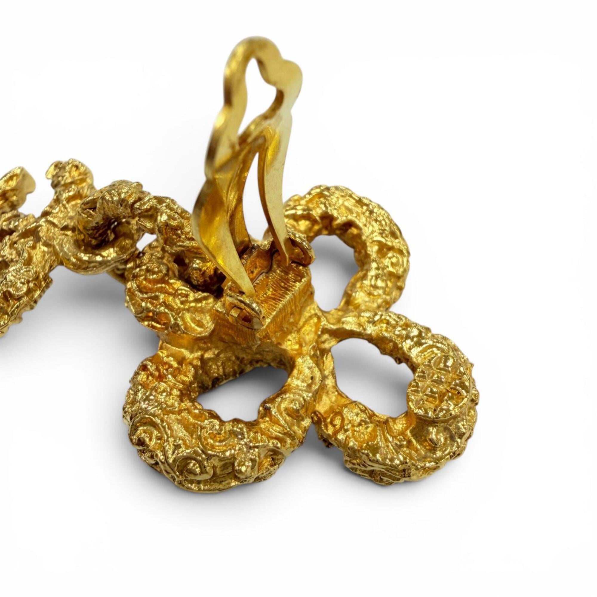 CHANEL Vintage 93A Metal Lava Flower Coco Mark Swing Earrings, Gold, Made in France, Women's, with Box — Like New