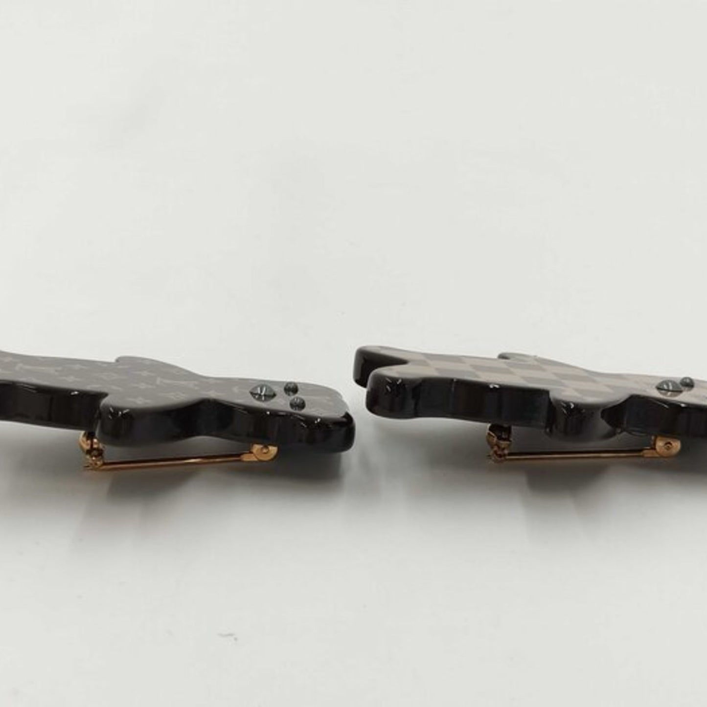 LOUIS VUITTON Brooch, Ebangle, M64939, Brown, Plastic, Men's/Women's