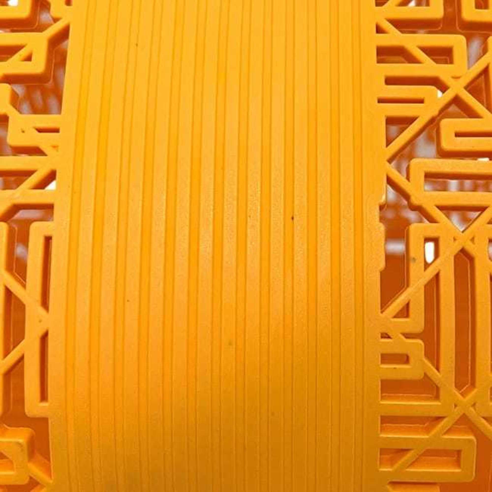 Fendi Bucket Bag ec-24659 Orange Peekaboo Forty 8 7VA593 Laundry Rubber Leather AMT8 238 3449 FENDI Large Turnlock Women's and Men's Line