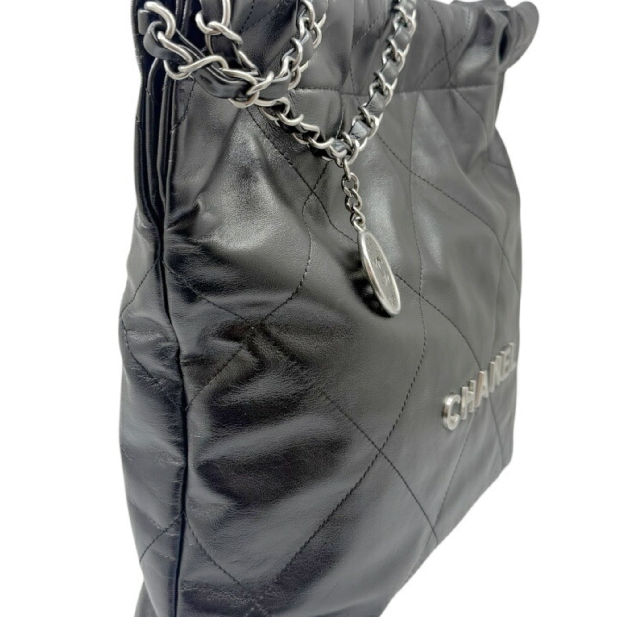 CHANEL Matelassé 22 Small Handbag, Calfskin, Black AS3260, Chain Tote, Women's — Like New