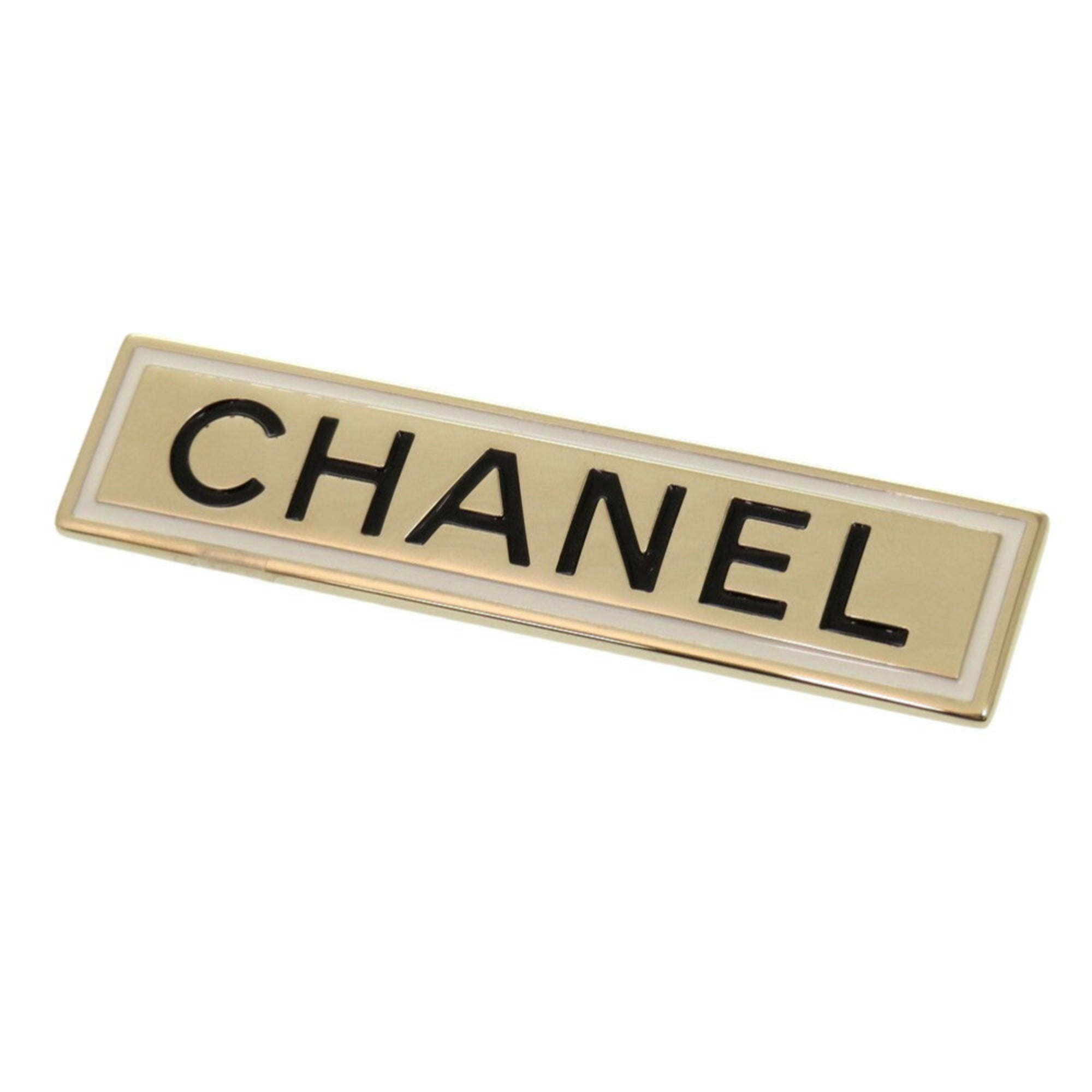 Chanel Plate Gold Brooch 1550 CHANEL — Like New
