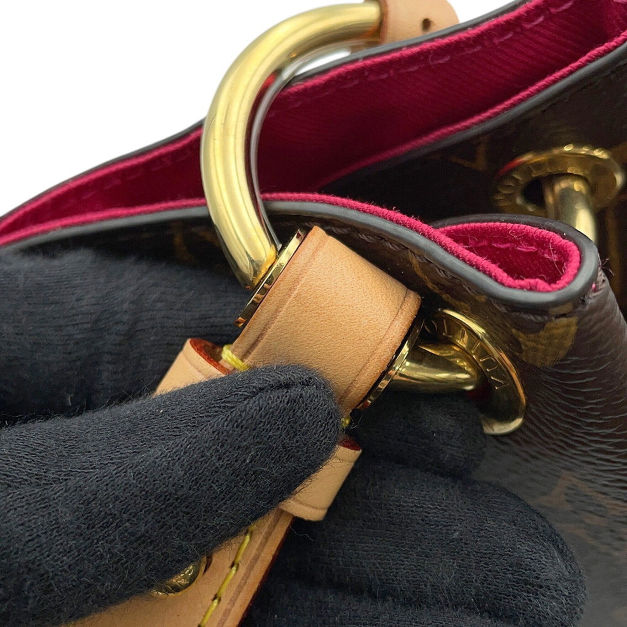 Louis Vuitton Shoulder Bag Monogram Graceful PM M43700 LOUIS VUITTON Handbag — Like New