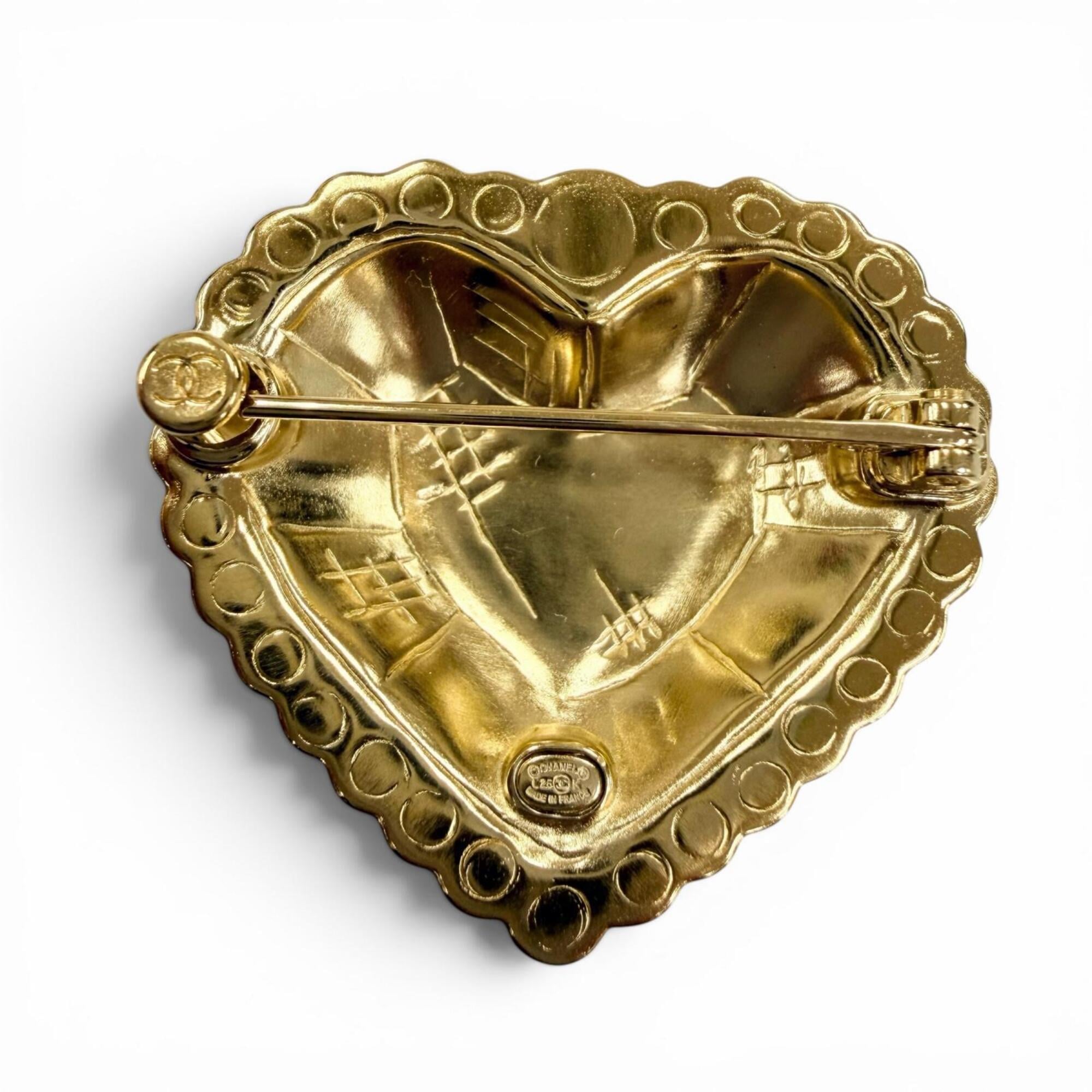 CHANEL L25K Coco Mark Heart Rhinestone Brooch, Gold, Made in France, Women's, with Box and Dust Bag — Like New