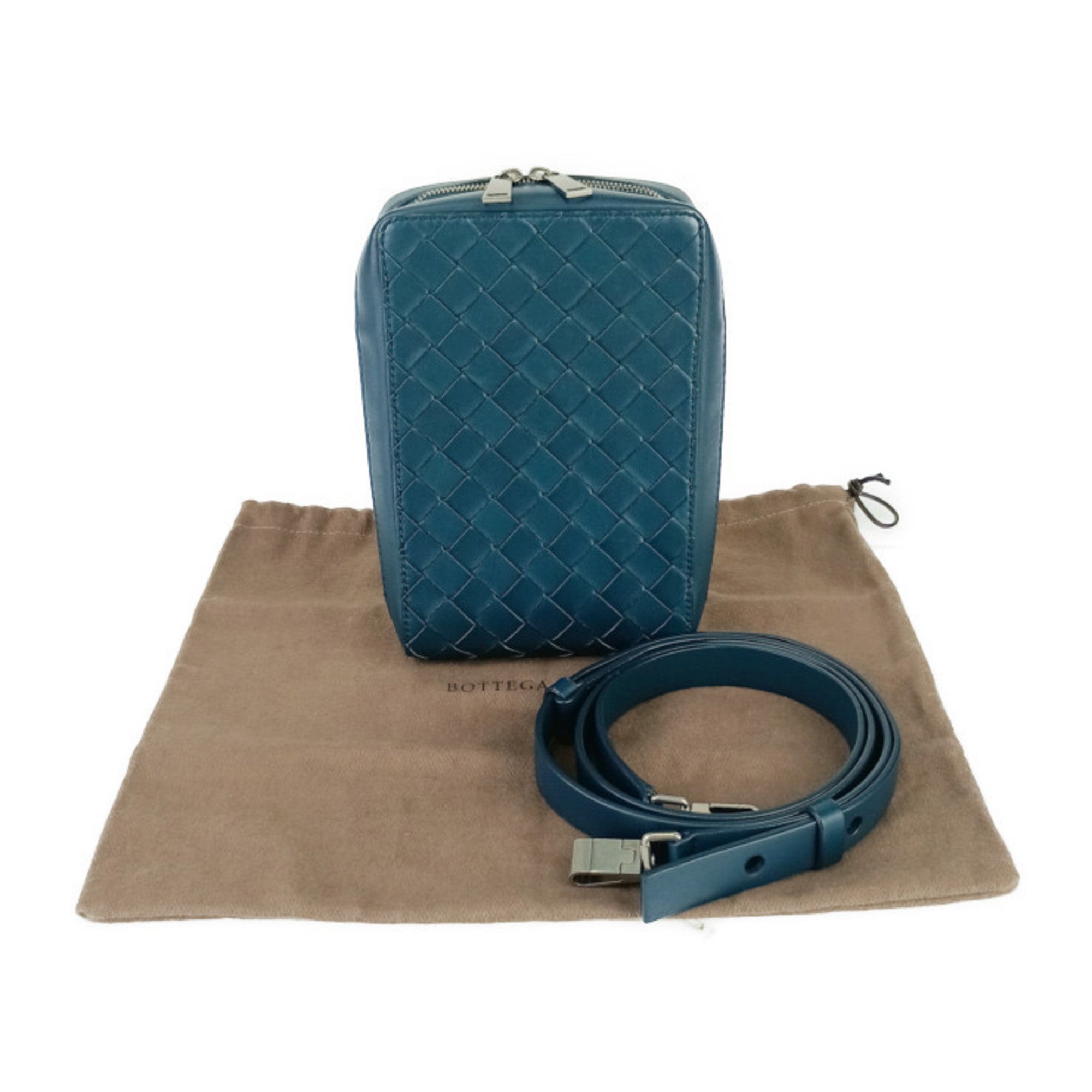 BOTTEGA VENETA Intrecciato Small The Valve Shoulder/Crossbody Bag 592692 VO0BI Blue Leather for Men and Women — Like New