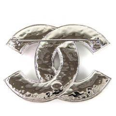 CHANEL B25C Coco Mark CC Logo Brooch, Silver, with Box, Made in Italy, Women's, Very Popular, Highly Recommended ◎ — Like New