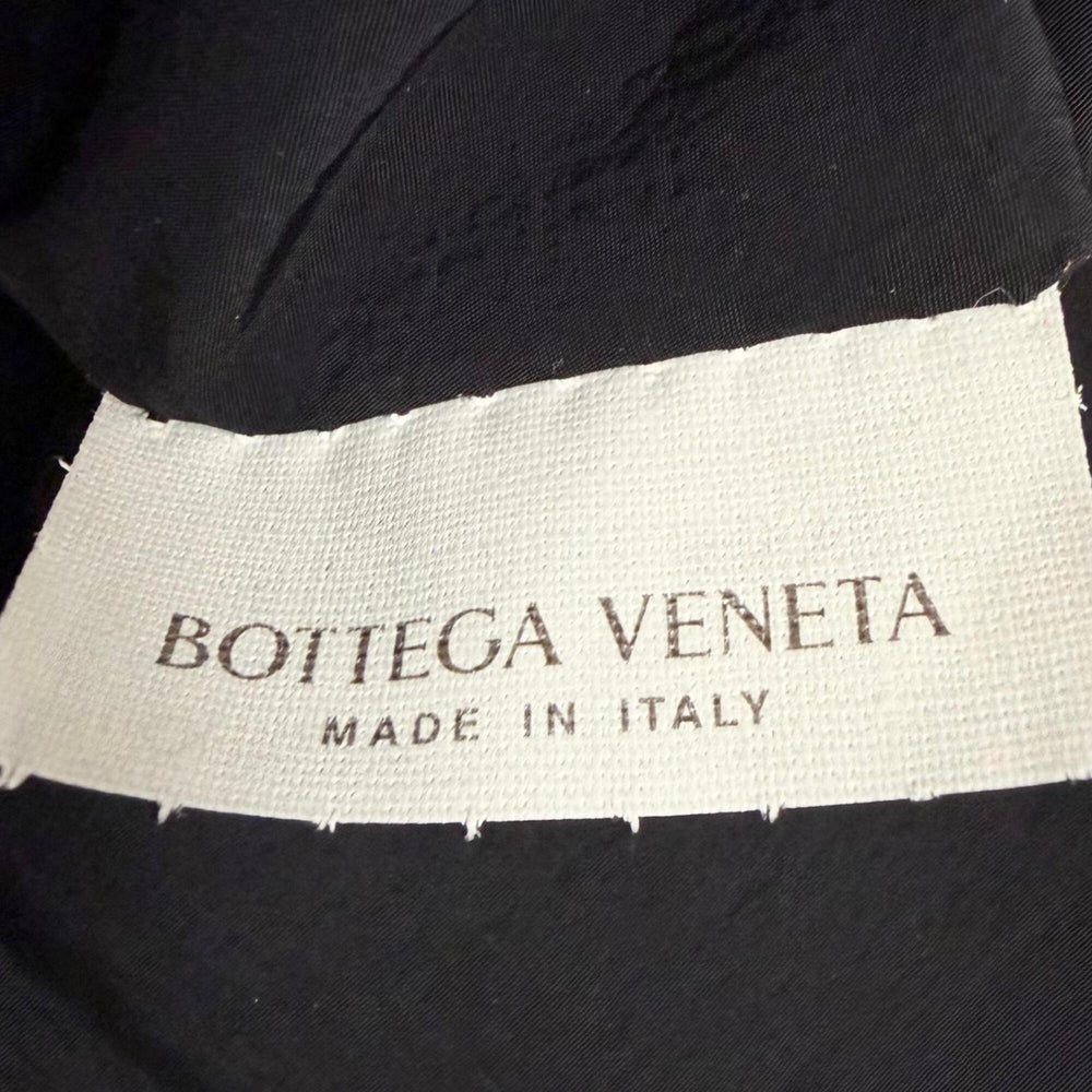 BOTTEGA VENETA 766314 Padded Tech Cassette Intrecciato Handbag, Black, Made in Italy, Men's, with Dust Bag — Like New