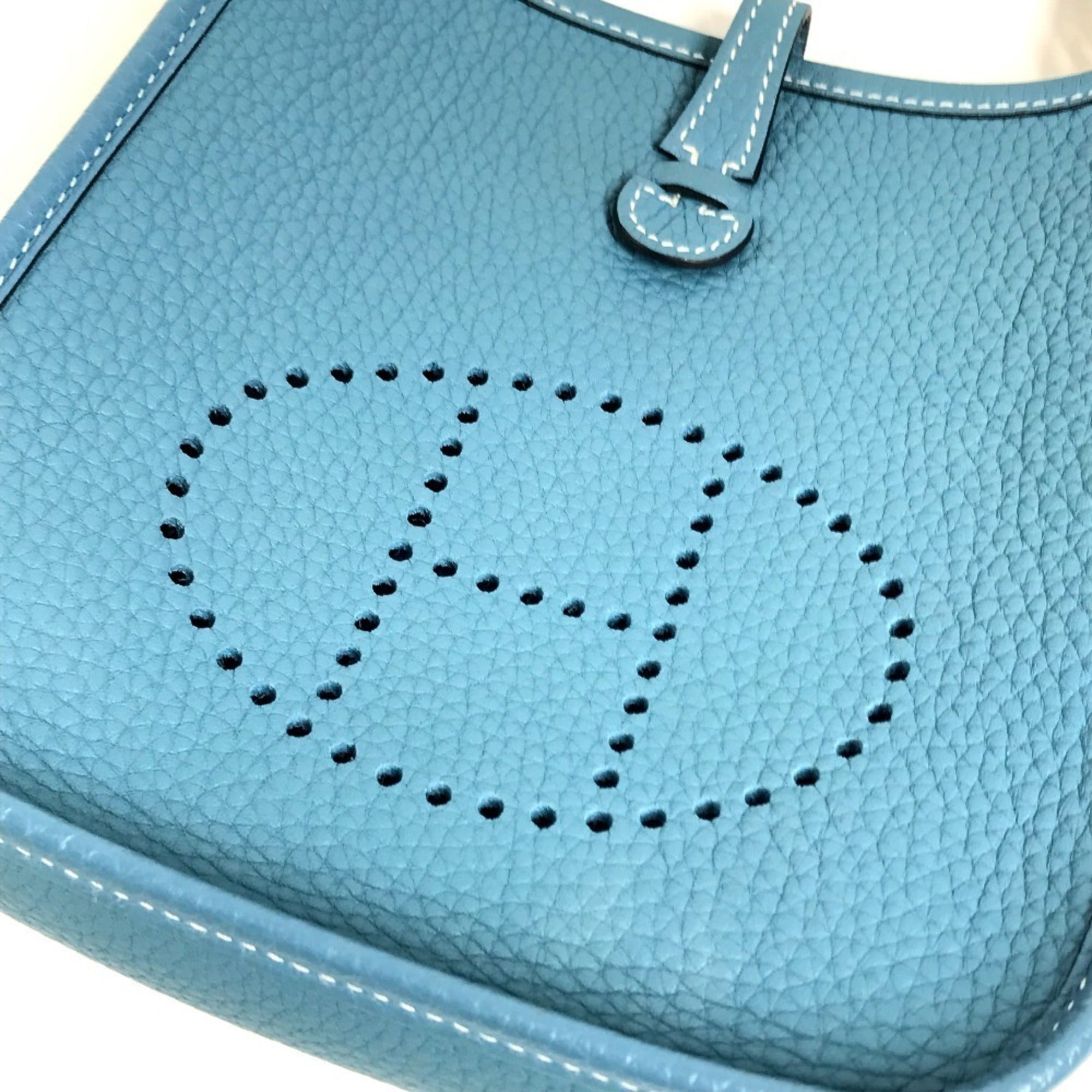 HERMES Evelyn TPM 16 Crossbody Pochette/Shoulder Bag in Taurillon Clemence Leather, New Blue Sheen for Men and Women — Like New