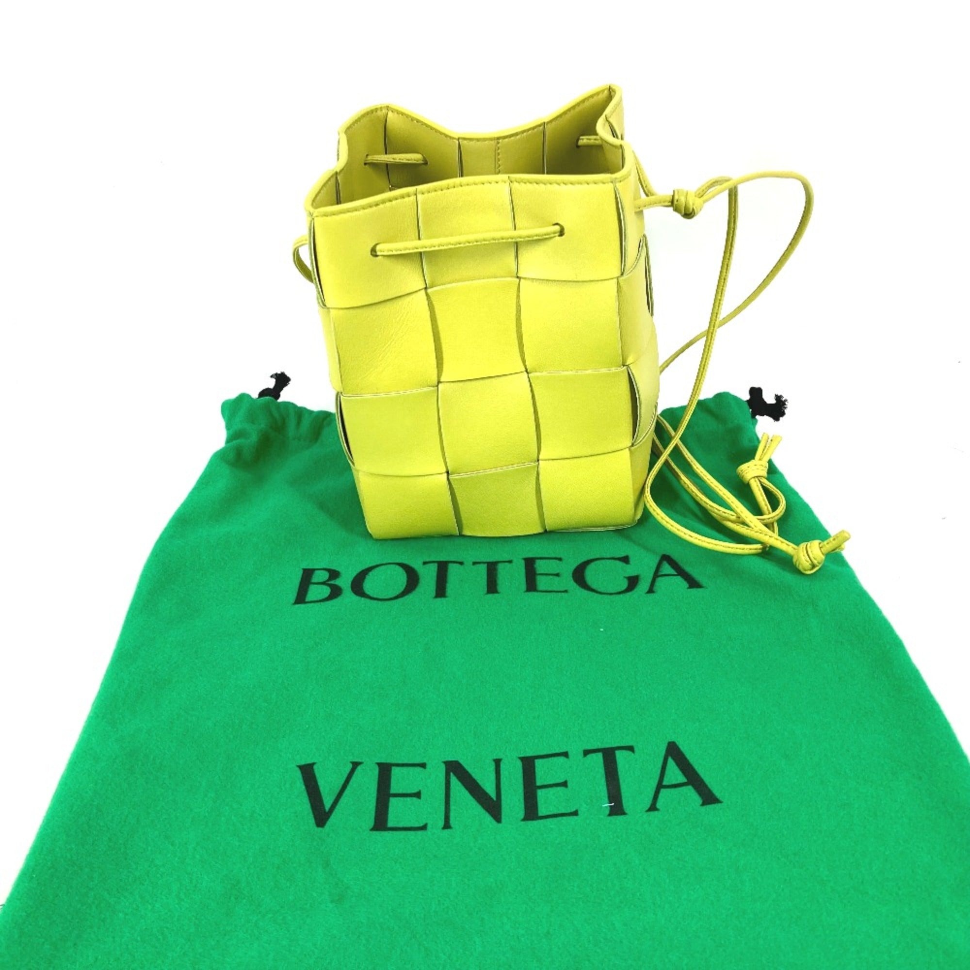 BOTTEGA VENETA 680218 Crossbody Bucket Pochette Shoulder Bag Kiwi Light green — Like New