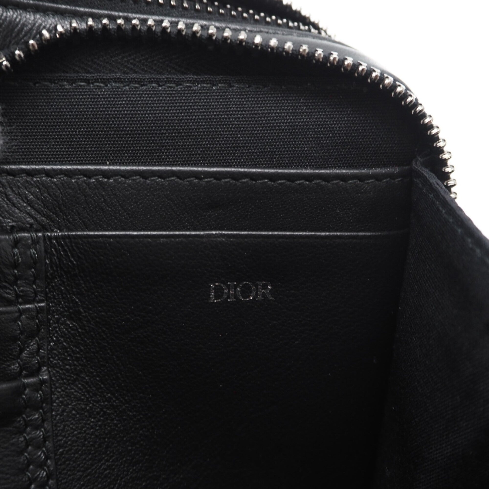 Christian Dior CD Diamond Messenger Pouch 2ESBC119 Shoulder Bag Black Gray Leather Women's — New - Store Return