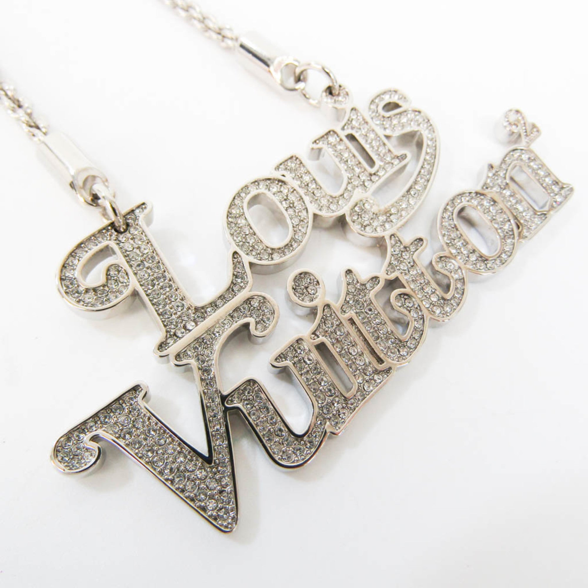 Louis Vuitton Colliersquard LV Strass MP2691 Metal,Rhinestone Men,Women Pendant Necklace (Silver) — New - Store Return
