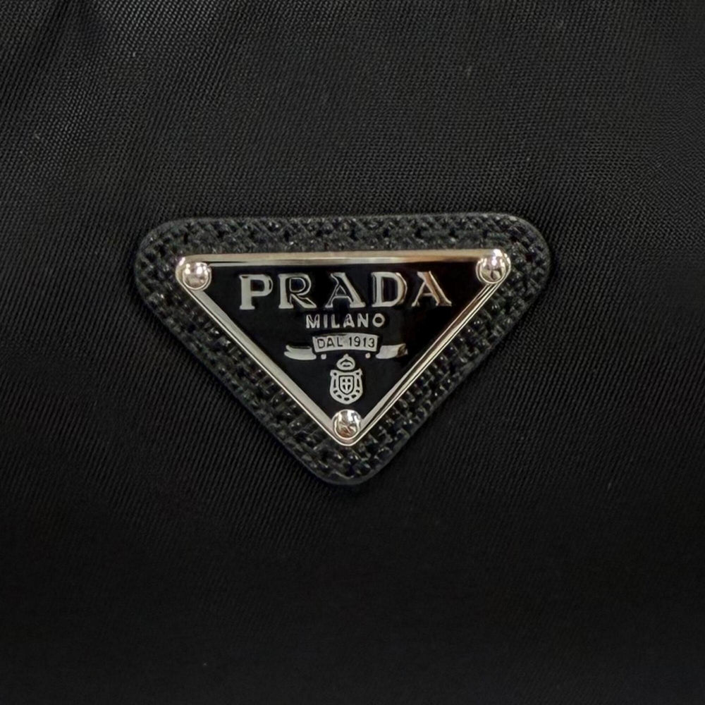 PRADA 1N204X Re-Edition 2005 Re-Nylon Triangle Logo Handbag, Black, Made in Italy, Women's, with Box and Dust Bag — Like New