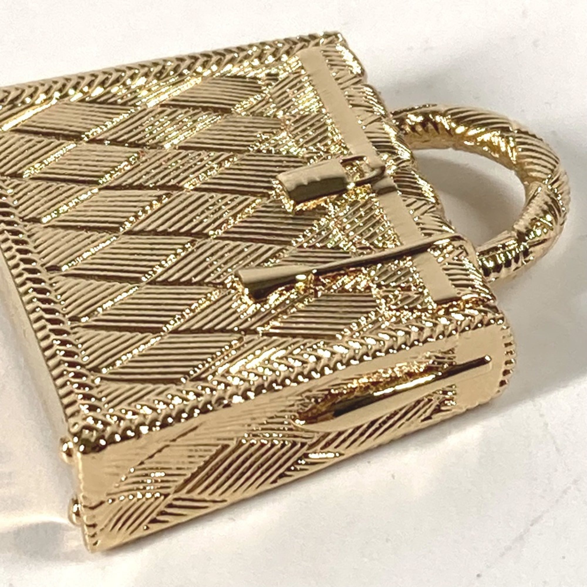 HERMES Hermes Pendant Necklace Curiosity Curiosite Permabrass Charm Metal Women's Gold E-240221-12 — New - Store Return