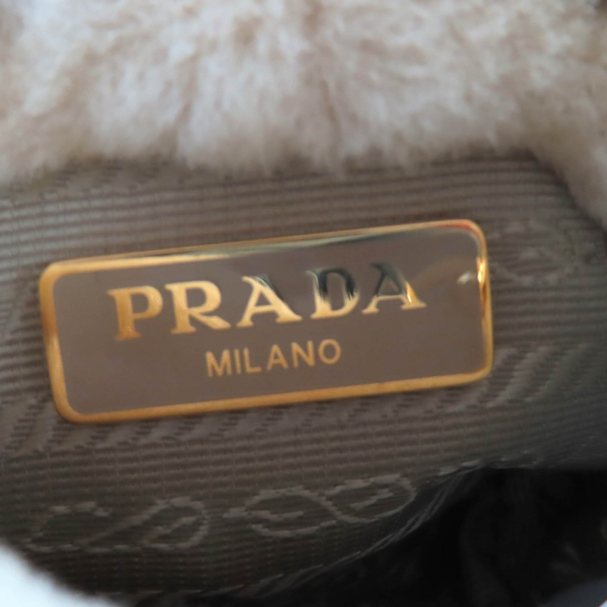 PRADA 1NR16P Sheepskin Mini Pouch, Ecru Beige, Triangle Logo, Chain Shoulder Bag, Made in Italy, Women's — Like New