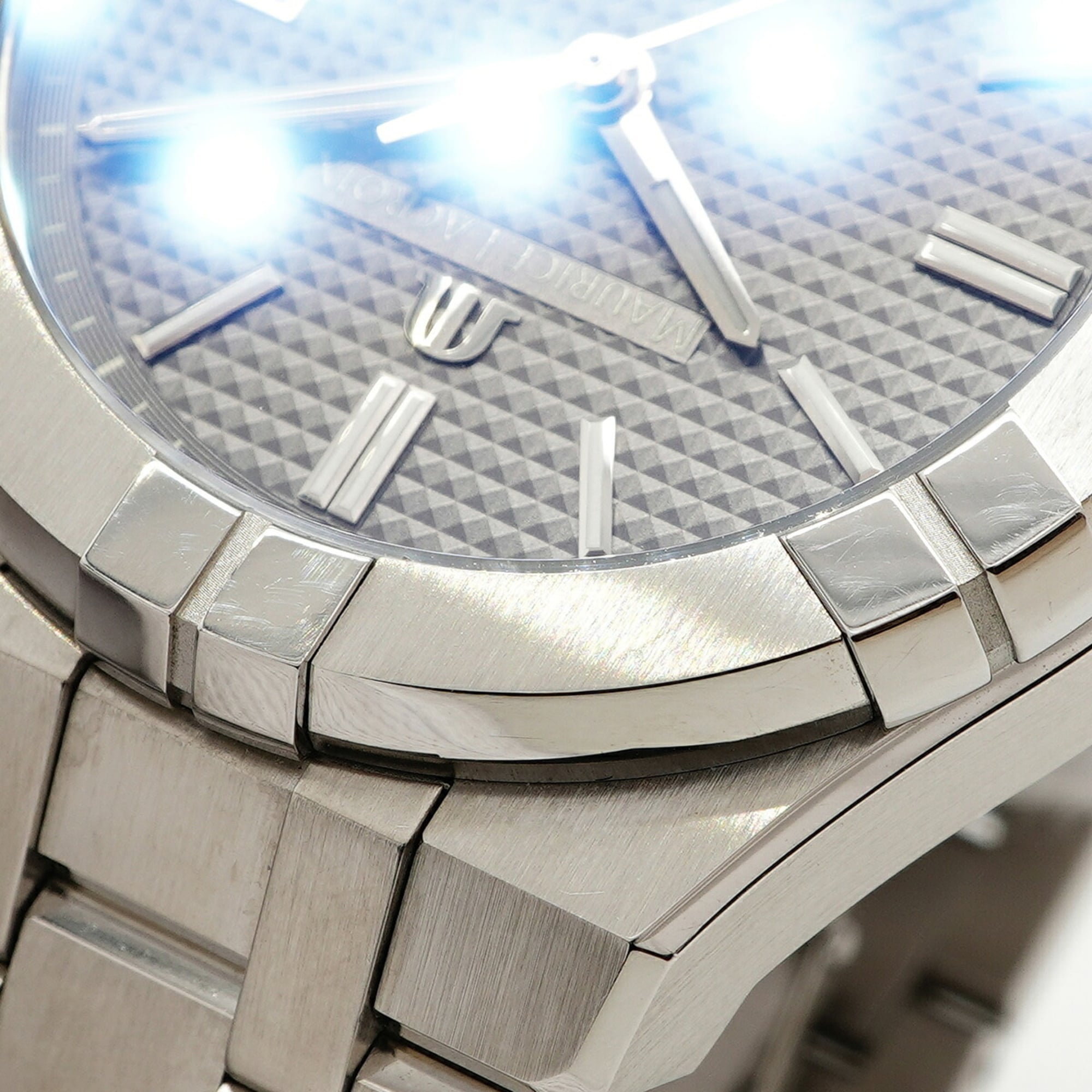 Maurice Lacroix Aikon Automatic AI6007-SS002-230-1 Gray Dial Men's Watch — Very Good