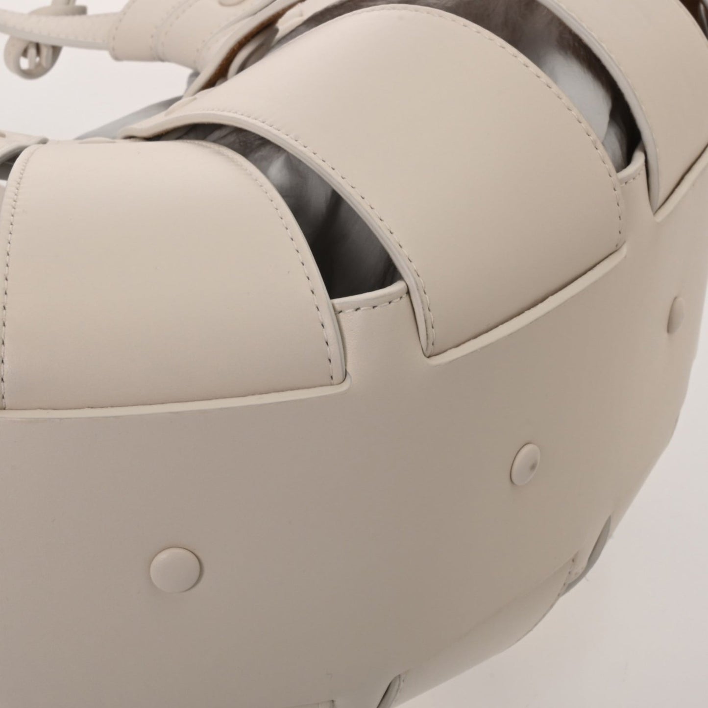 BOTTEGA VENETA The Shell White Women's Leather Handbag, A Rank, Pre-owned, Ginzo