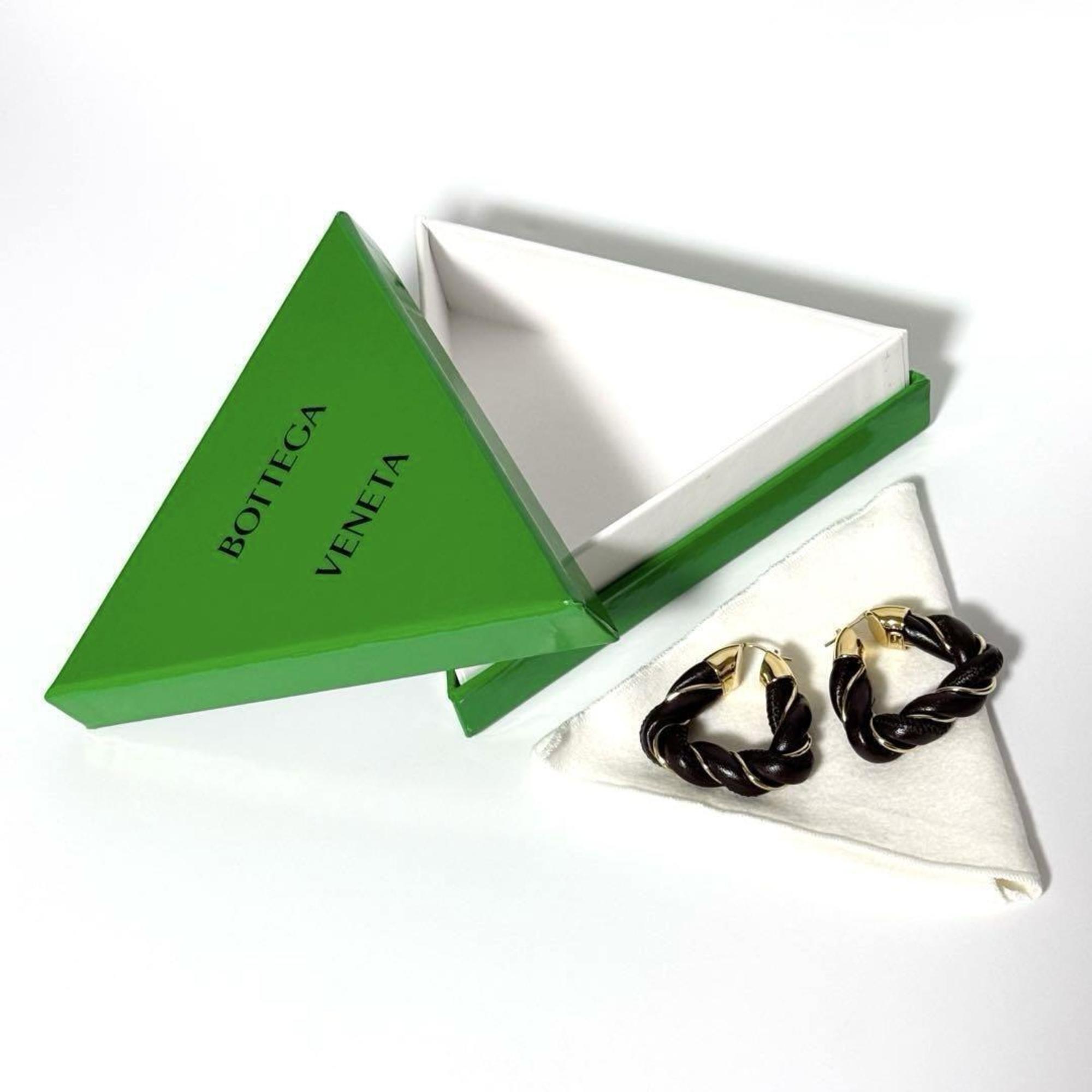 BOTTEGA VENETA Women's Hoop Triangle Twist Earrings in 925 Silver and Leather — Like New