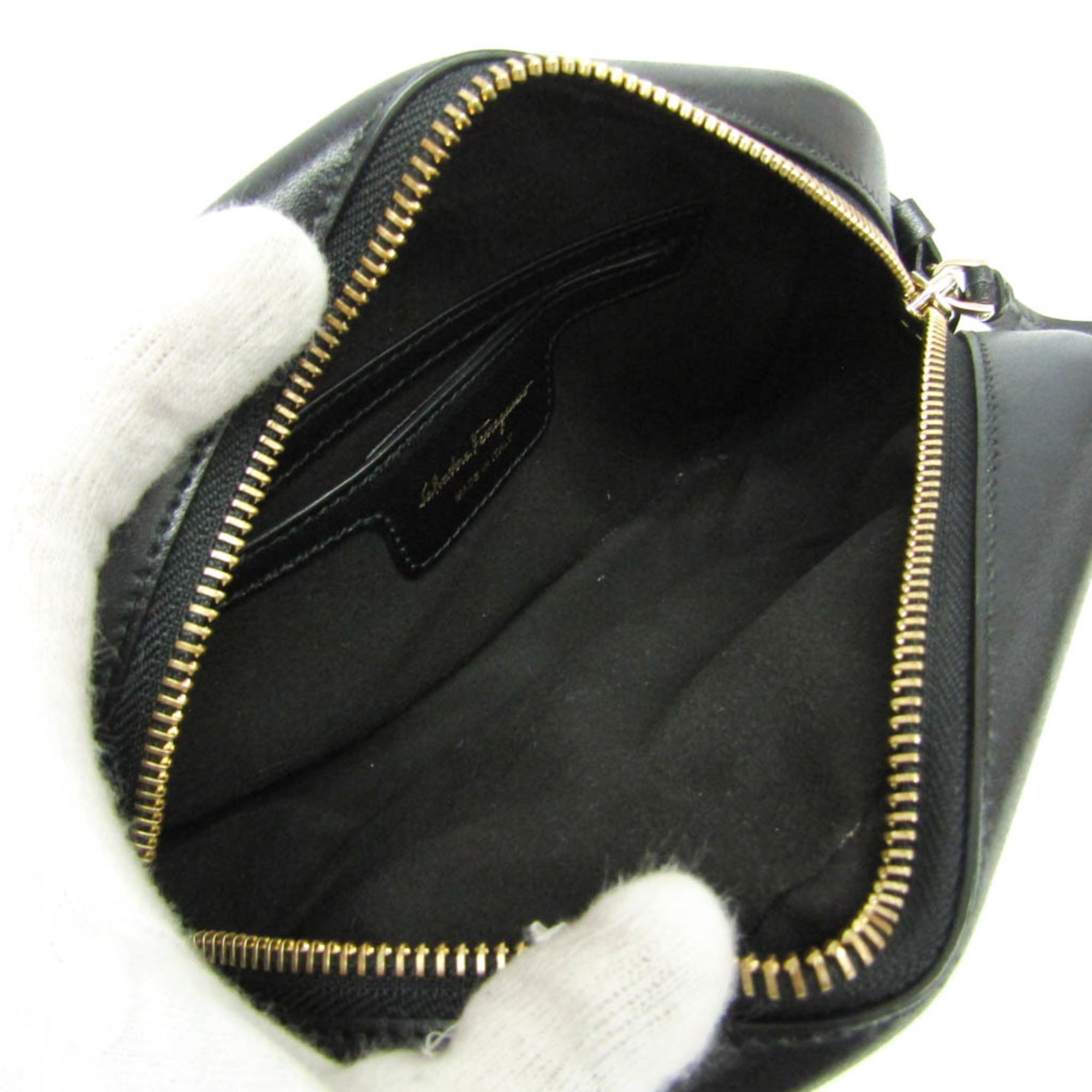 Salvatore Ferragamo Vara AU-21 H498 Women's Leather Shoulder Bag Black — Like New