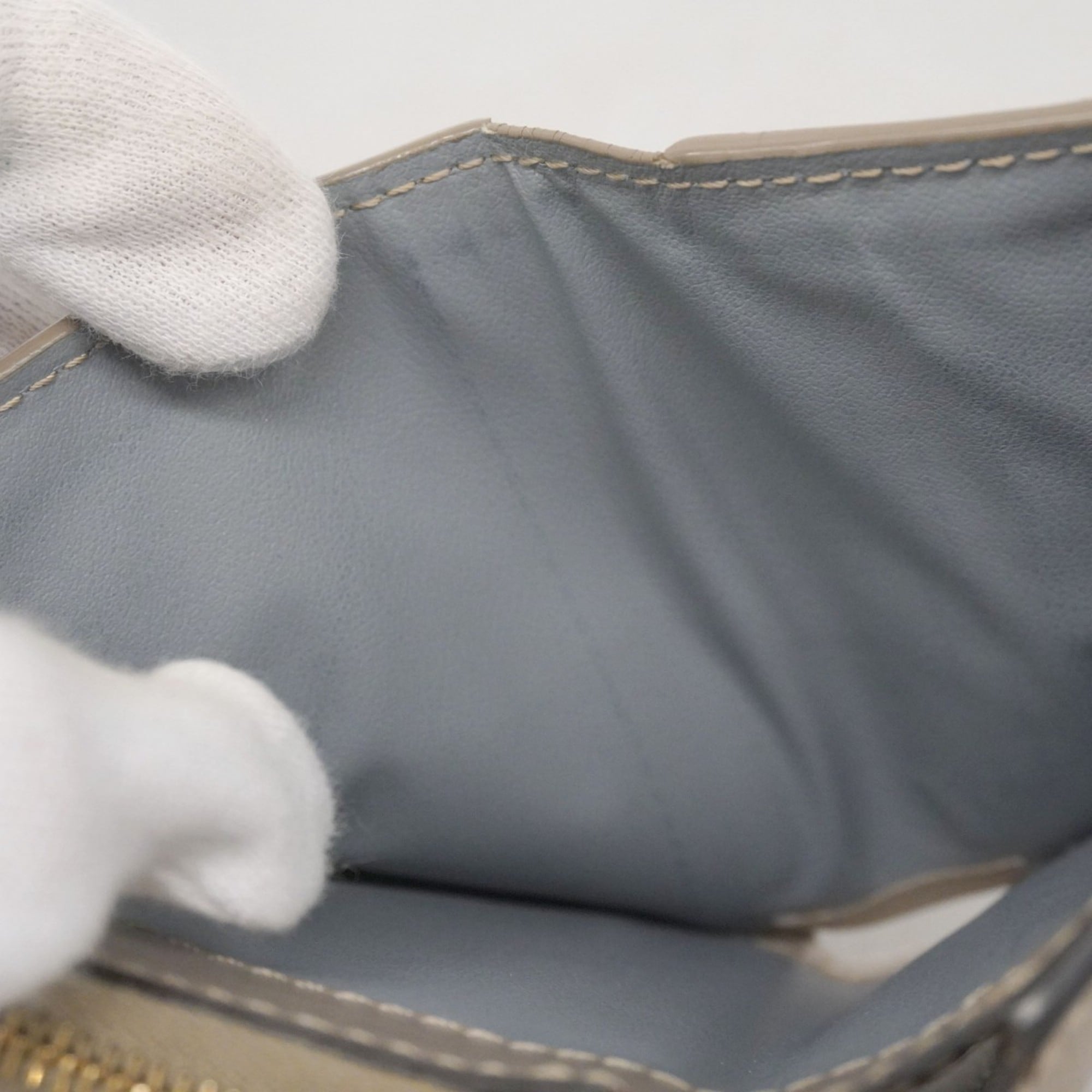 Fendi beige leather wallet for women