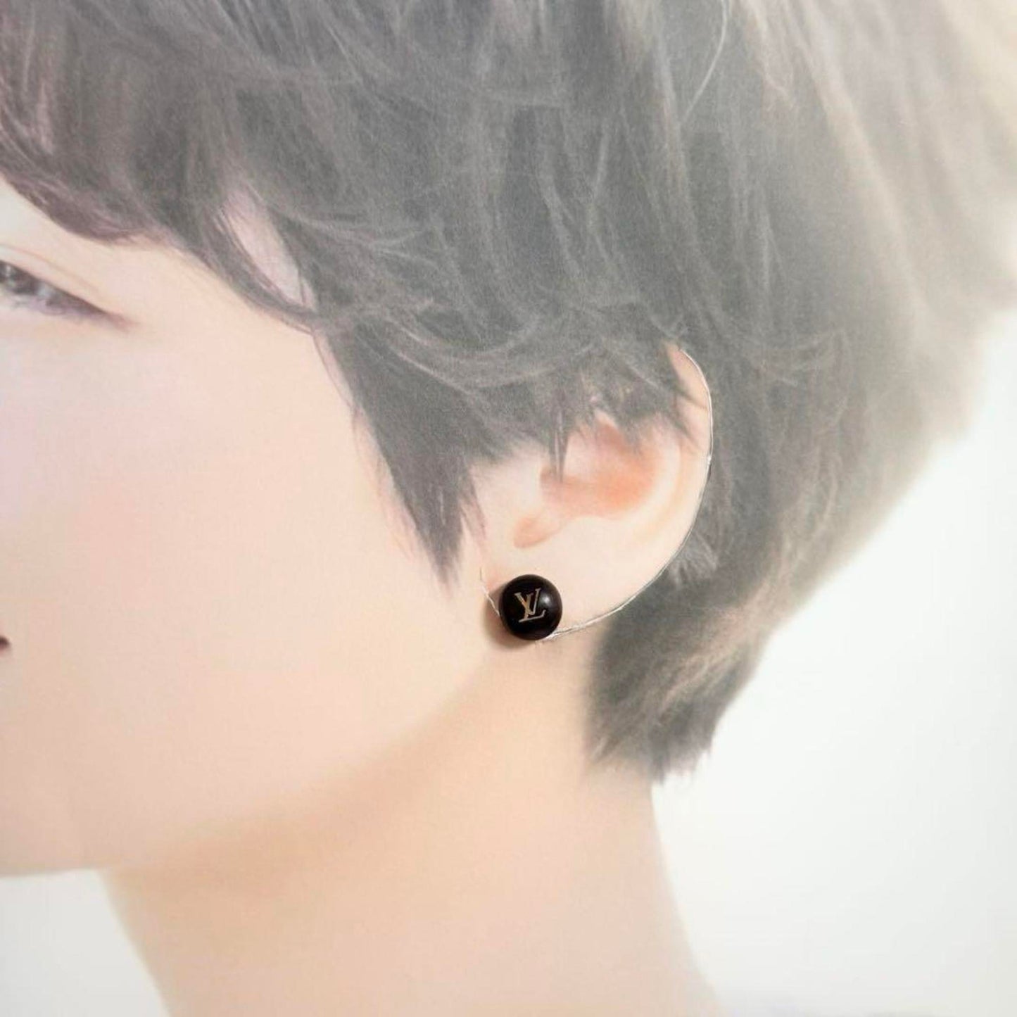 Louis Vuitton Women's Boucle de Reuil Puce Sylvania Earrings