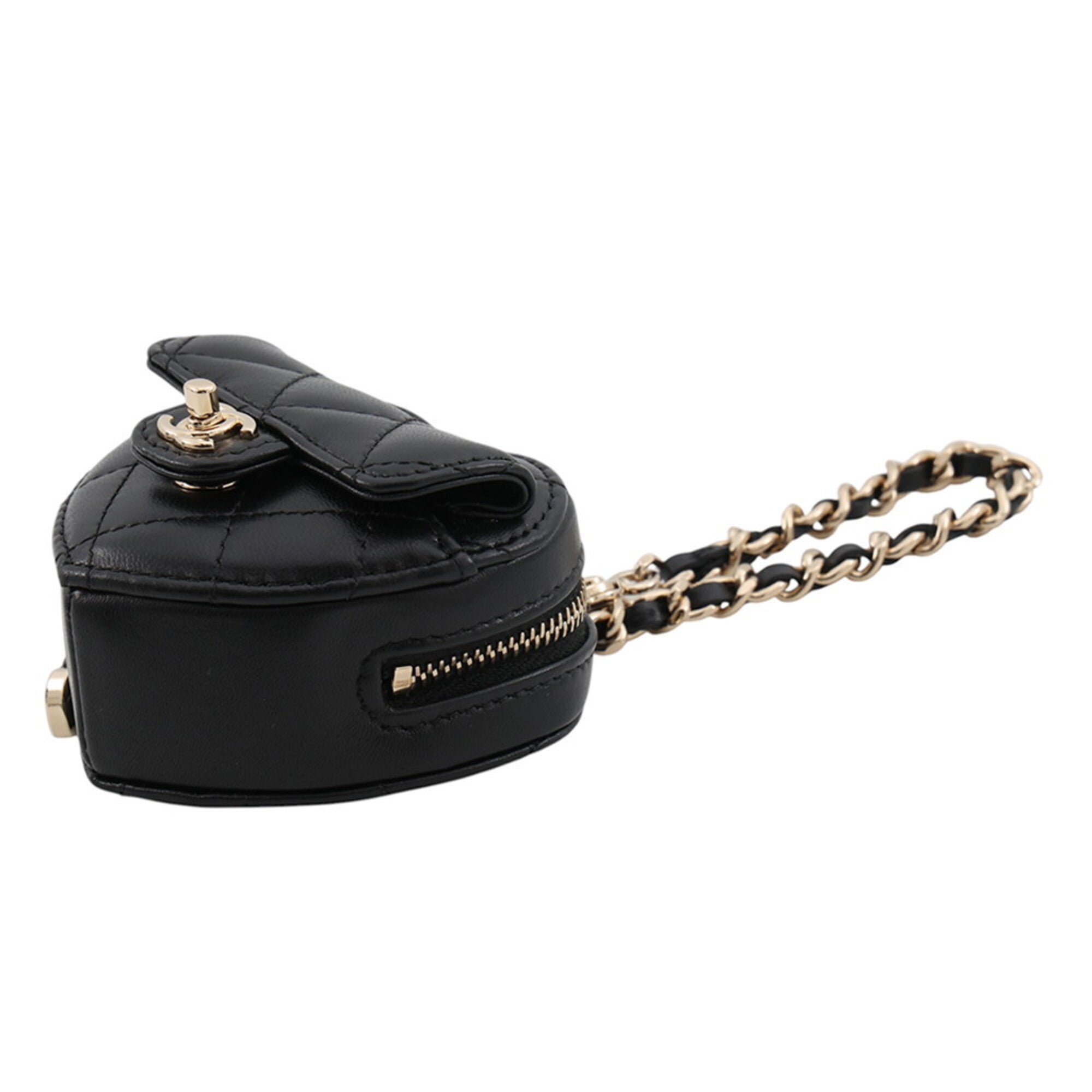 Chanel accessory bag charm, Matelassé heart mini lambskin AP4838, black. handbag pouch — Like New