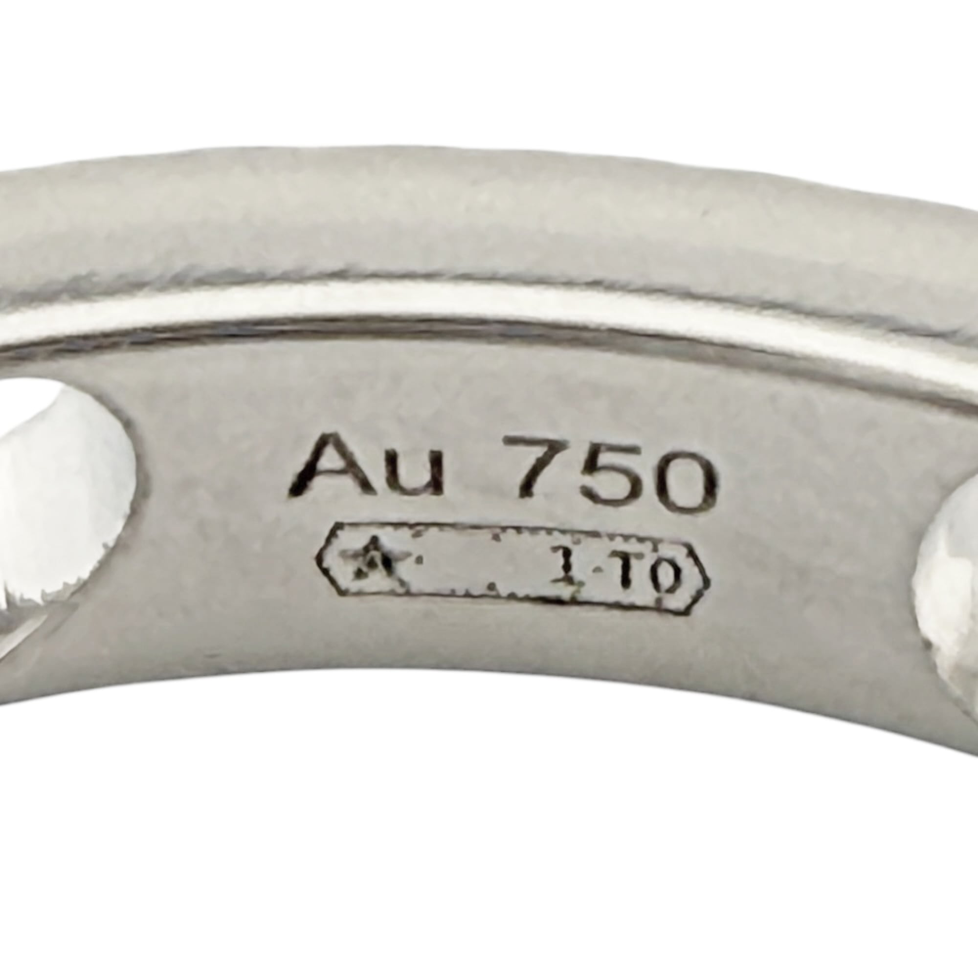Gucci Icon Heart Ring, 18K White Gold, Diamond, Women's — Like New