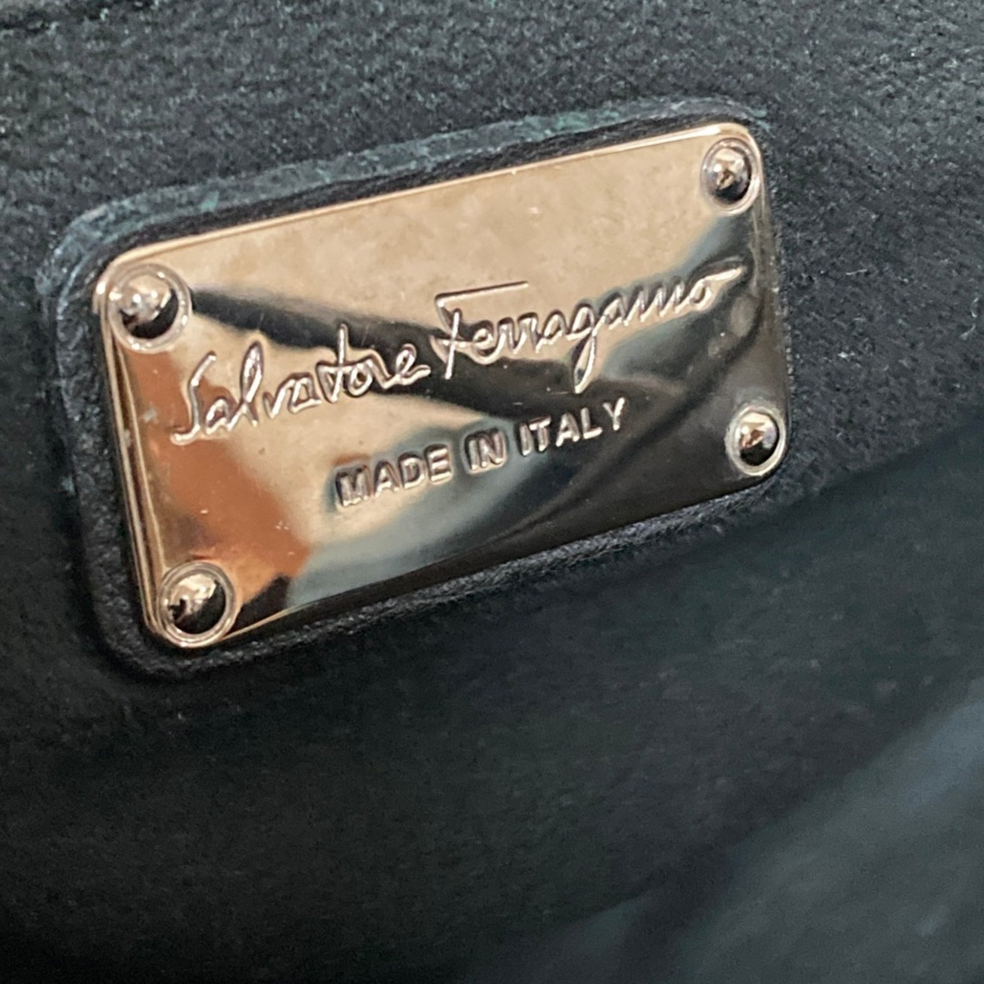 Salvatore Ferragamo Leather Gancini Handbag EZ-21 E424 Black Women's — Like New