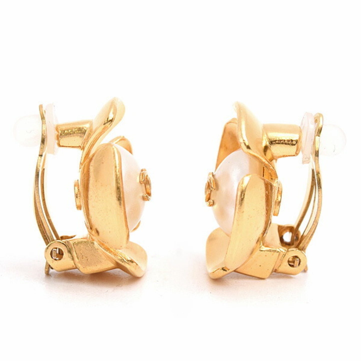 Chanel Earrings for Women, Flower Design Earrings, Coco Mark, Fake Pearl, Gold Color, CHANEL 96P GP