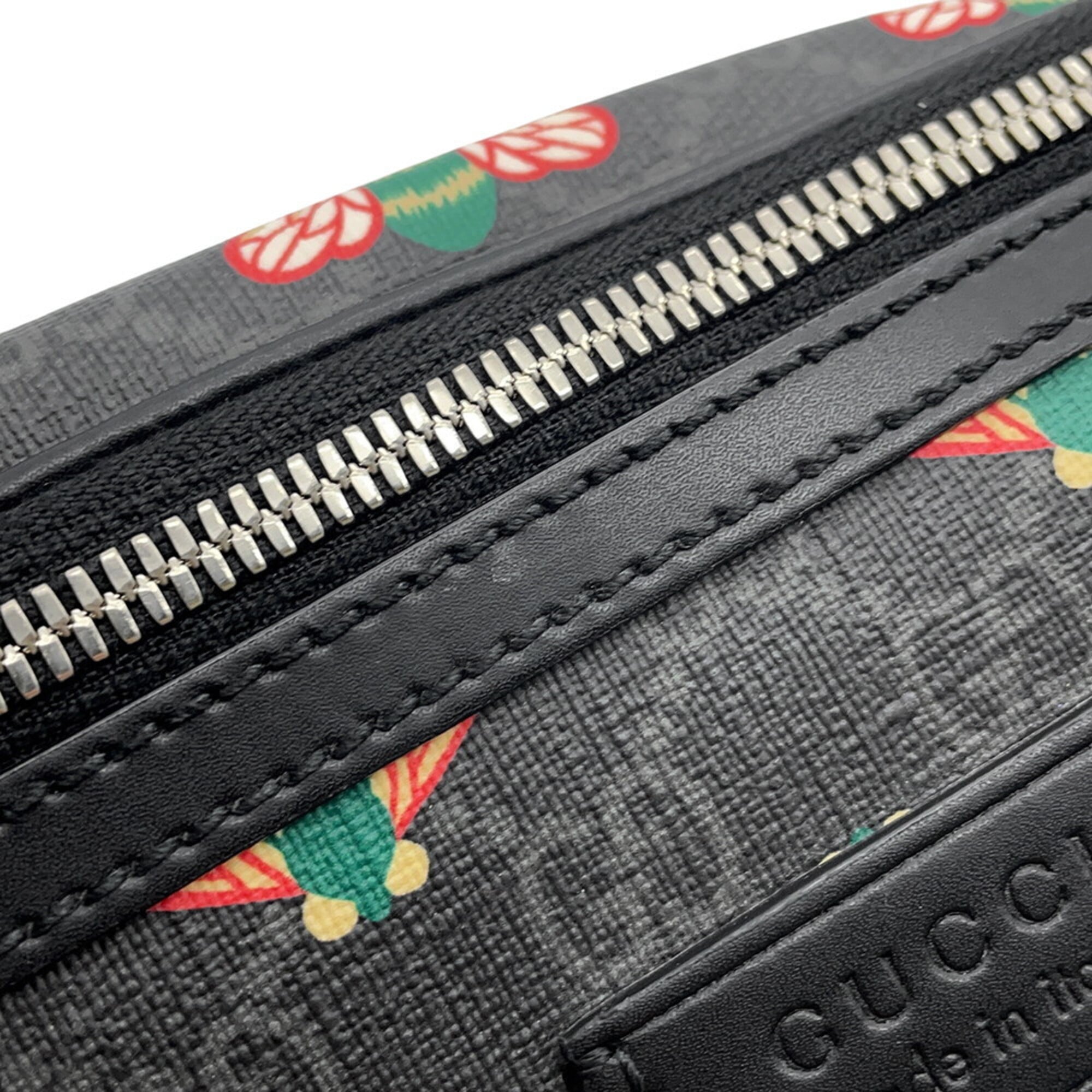 Gucci Bee GG Supreme Body Bag 675181 GUCCI Waist Black Handbag — Like New