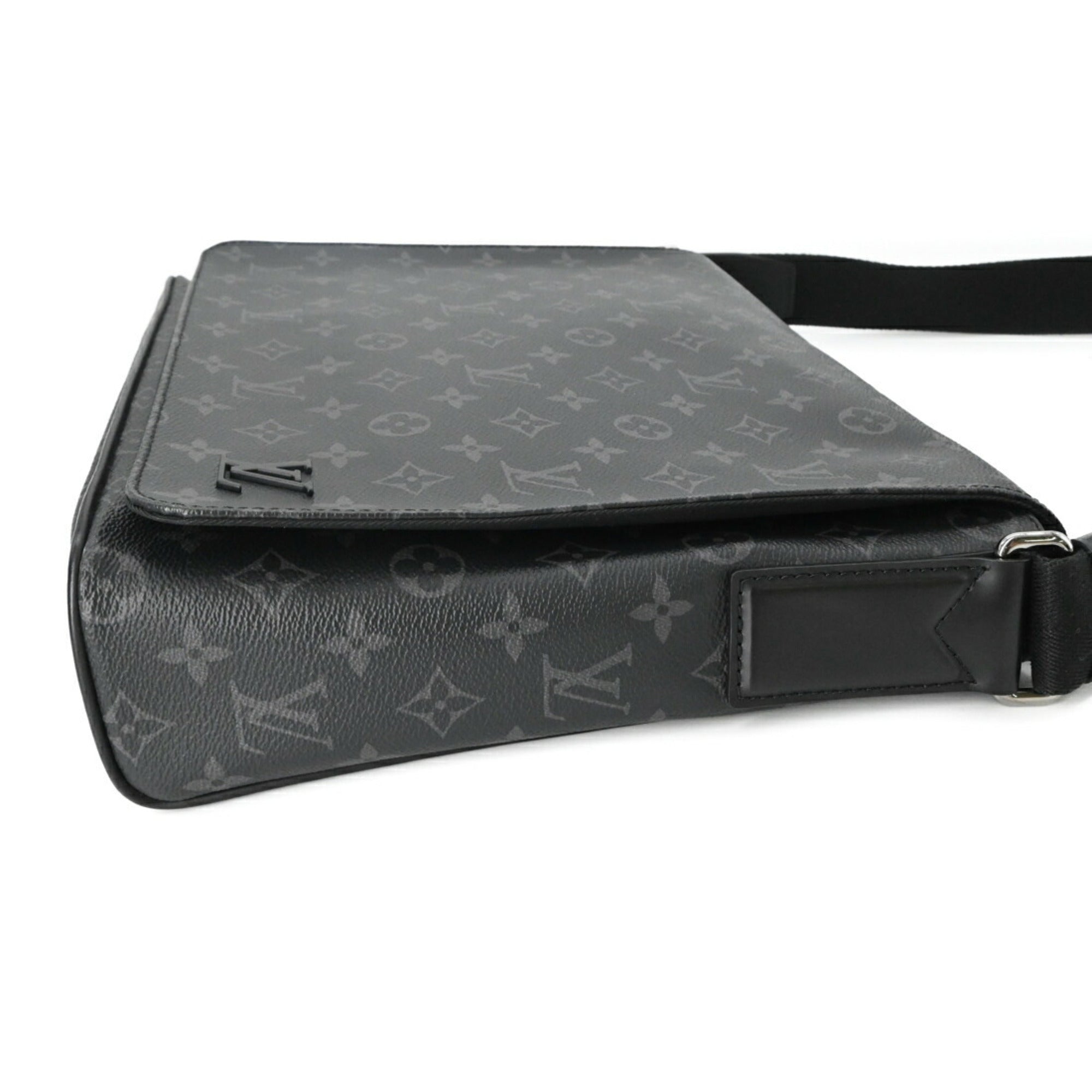 LOUIS VUITTON District MM NM Shoulder Bag, Monogram Eclipse, Black, Men's, M44001 — Like New
