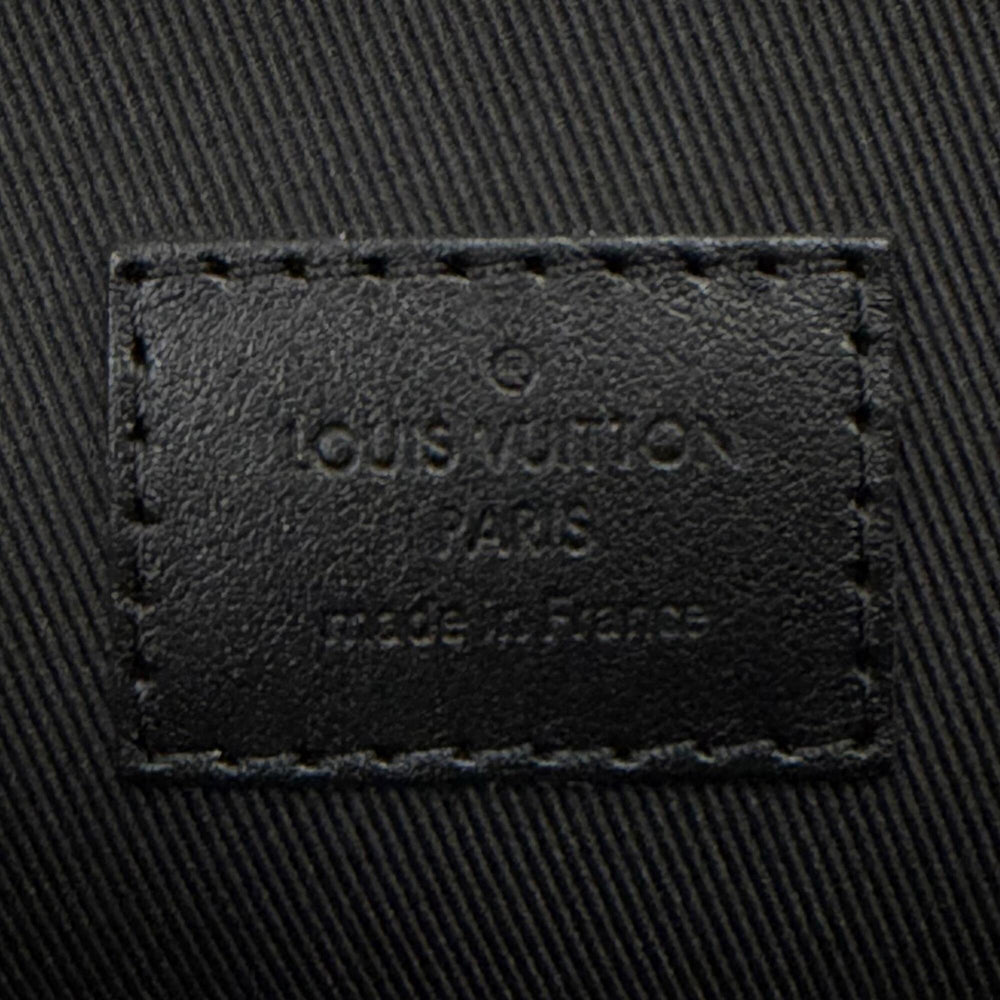 LOUIS VUITTON M58476 Christopher Messenger Taurillon Leather Shoulder Bag, Black, Made in France, Men's, with Dust Bag — New - Store Return