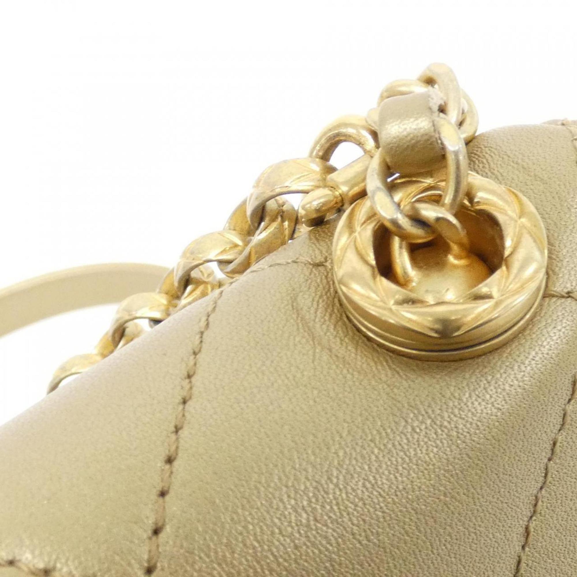 Chanel AS1886 handbag