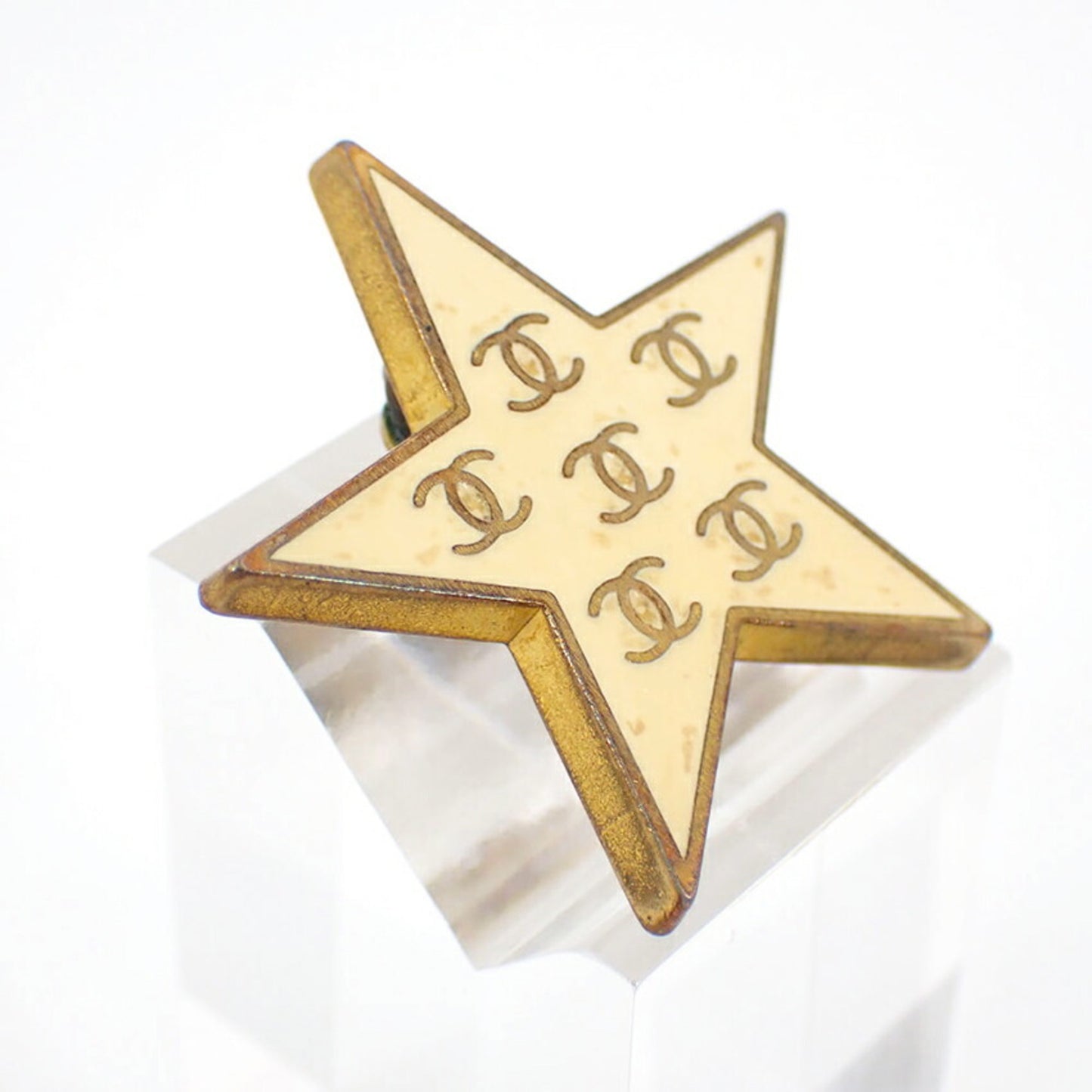 CHANEL Chanel 925 earrings (one side)