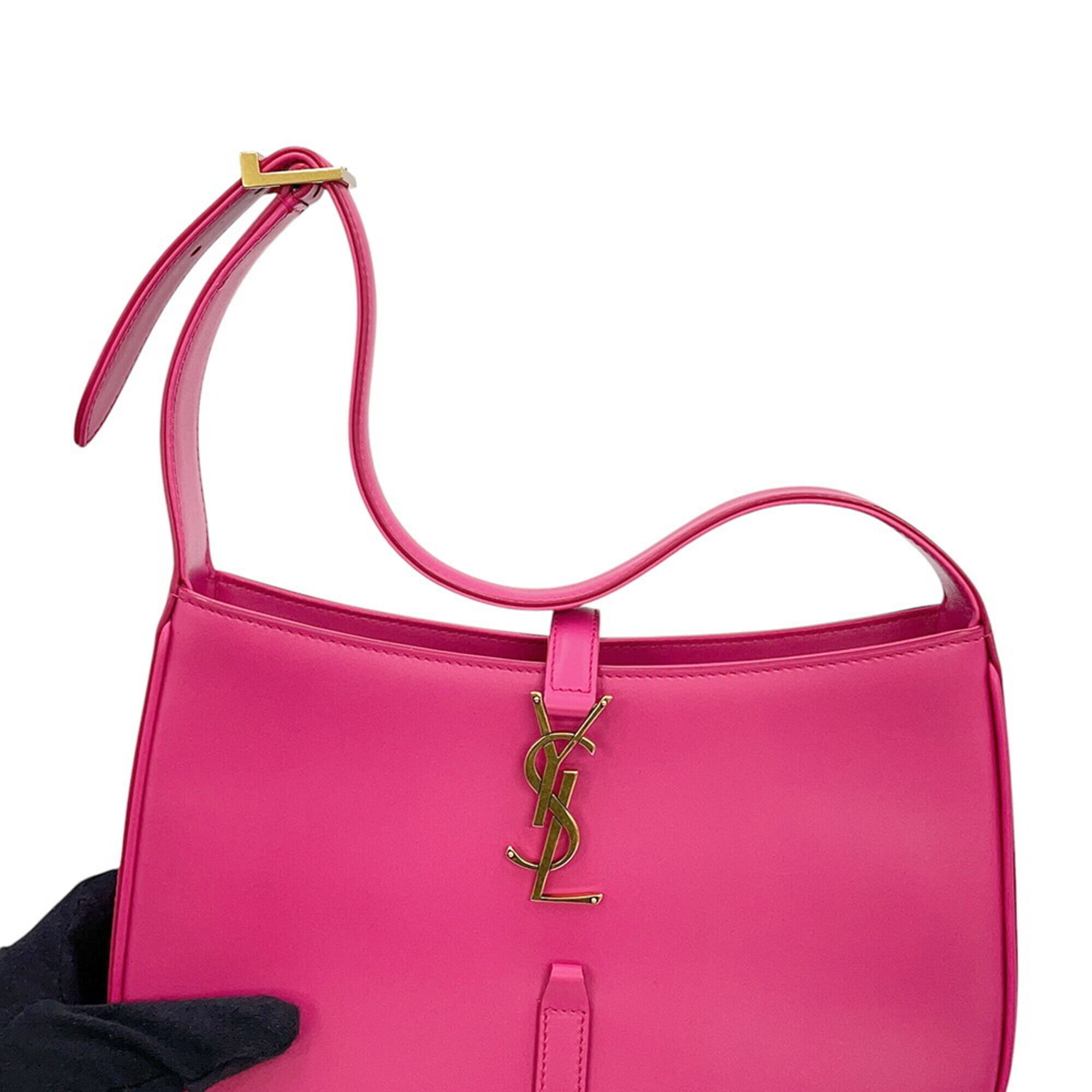 Yves Saint Laurent Saint Laurent Paris handbag LE 5 A 7 Le Cassette calf leather 657228 SAINT LAURENT PARIS — Like New