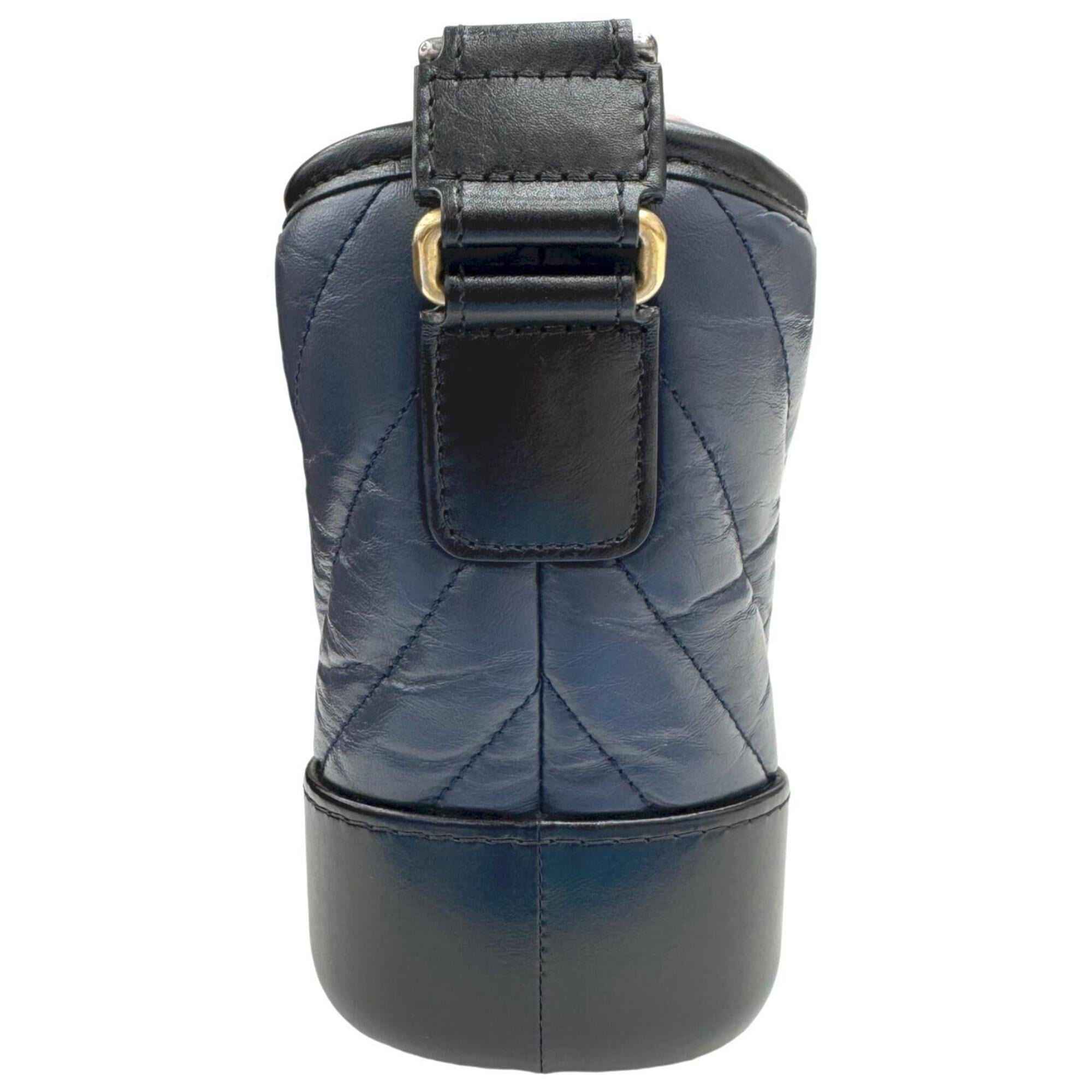 CHANEL Gabrielle de Small Hobo V-stitch Chevron Calfskin Shoulder Bag for Women (Navy/Black) — New - Store Return