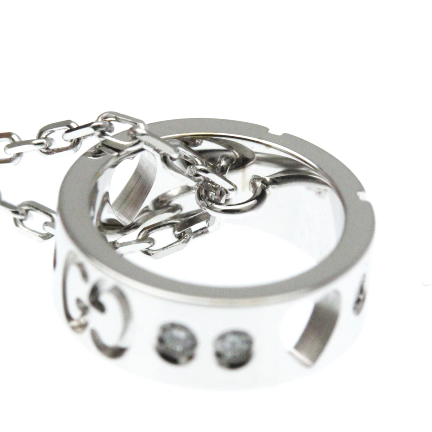 Gucci Icon Amor Diamond Necklace White Gold (18K) Diamond Men,Women Fashion Pendant Necklace (Silver)