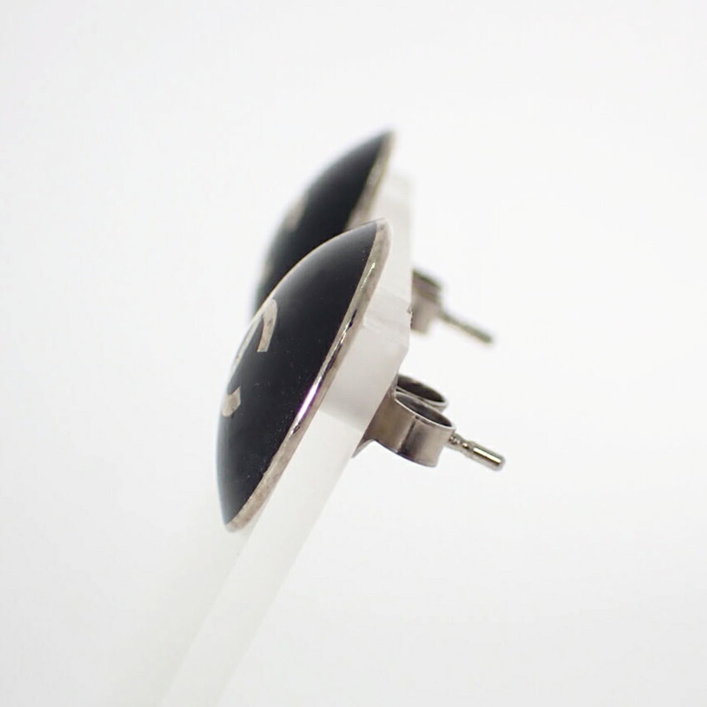 CHANEL Icon Series Earrings j83-3