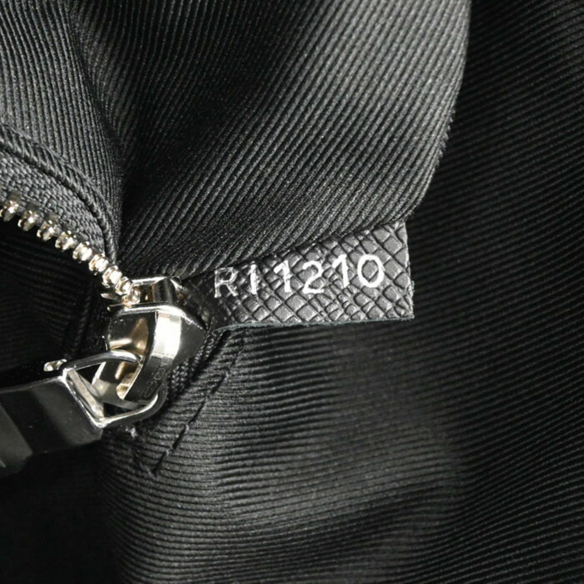 LOUIS VUITTON Louis Vuitton Taigarama Monogram City Tote Bag Handbag Noir M30431 — Like New