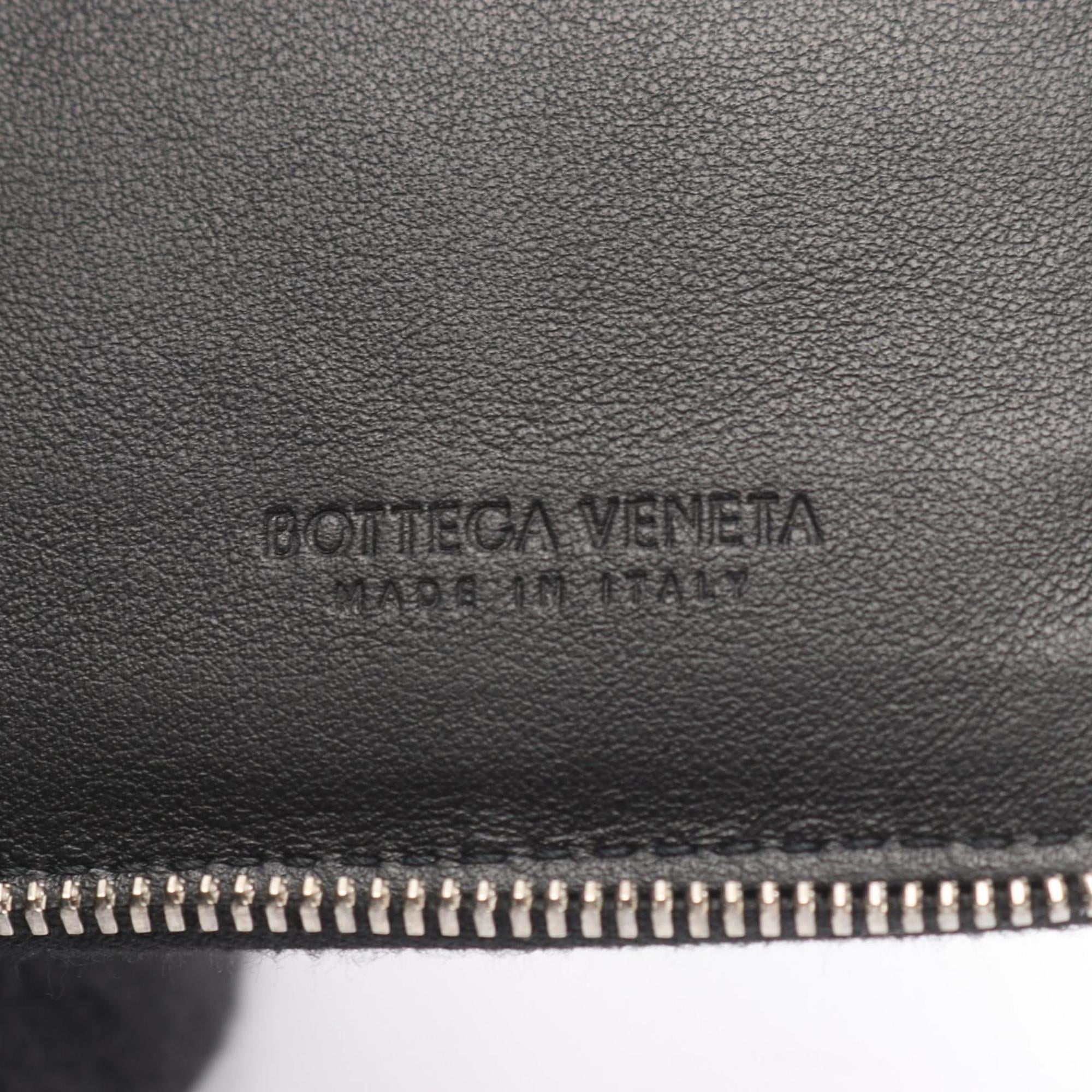 Bottega Veneta Maxi Intrecciato Round Wallet, Leather, Men's and Women's, Black