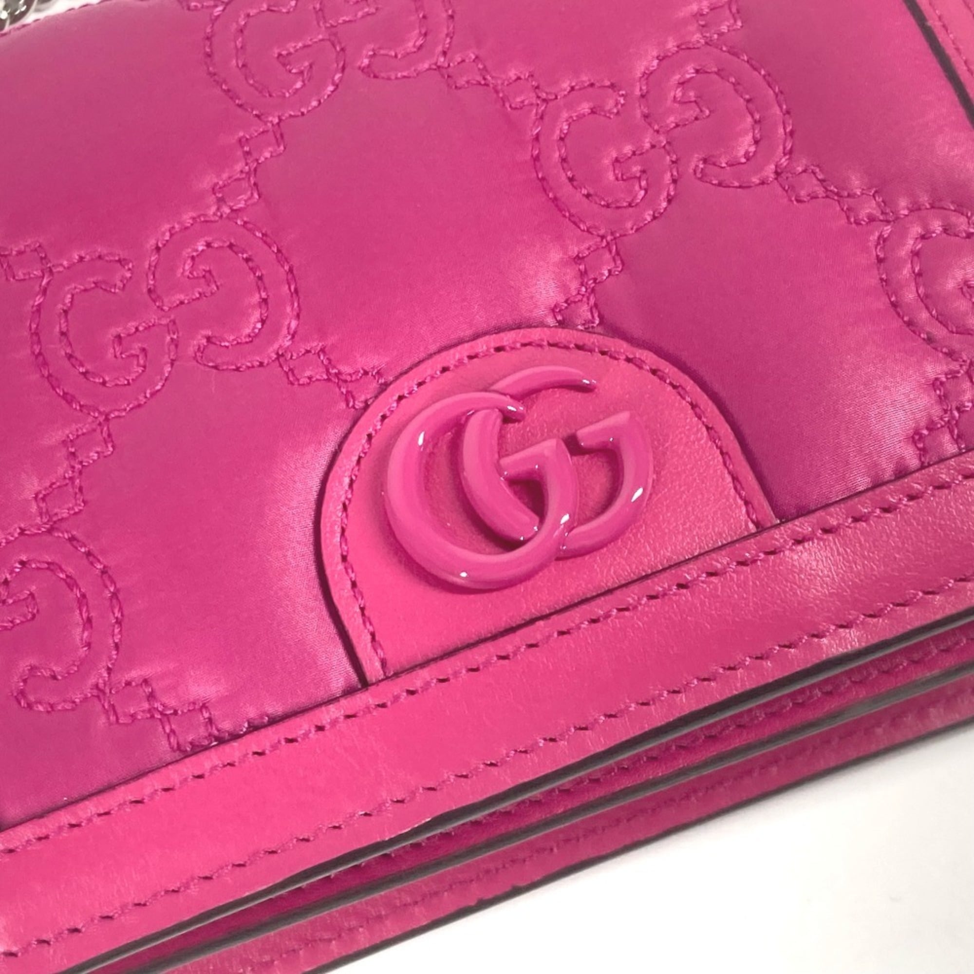 GUCCI 723777 GG Matelasse Quilted Pochette Shoulder Bag Leather Nylon Women's Pink G-240825-25 — New - Store Return