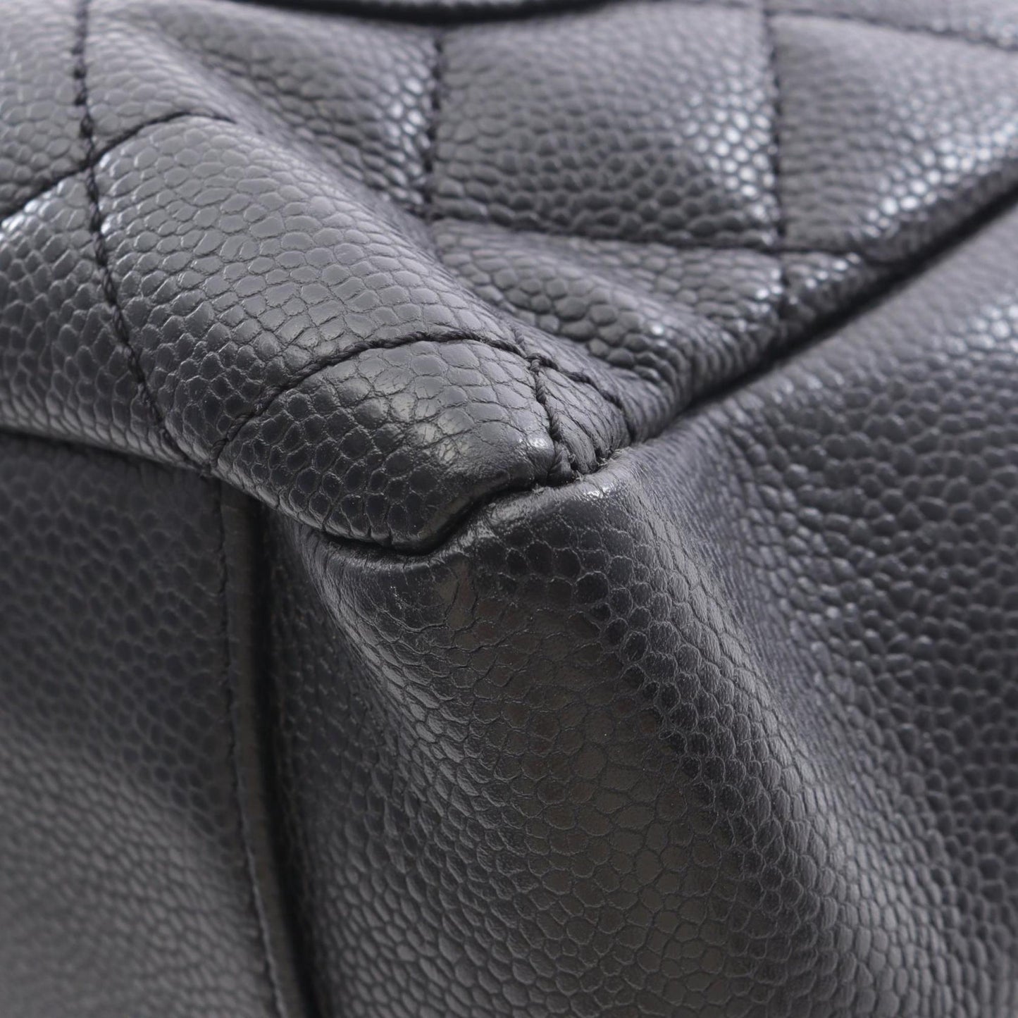 CHANEL Matelasse Grand Shopping GST Tote Bag in Calfskin Leather (Black) for Women (A50995)