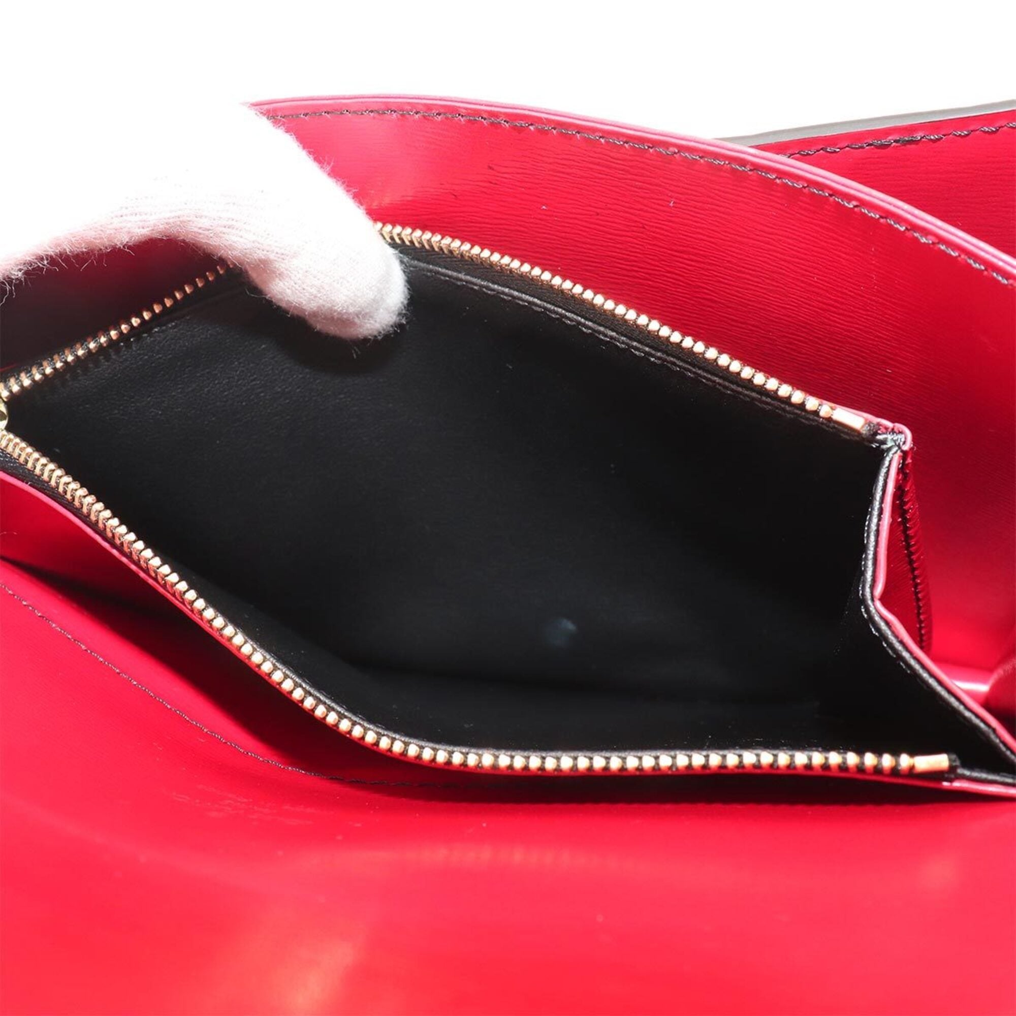 Louis Vuitton Epi Friedland Shoulder Handbag, Leather, Black/Red, M52417, Gold Hardware — Like New