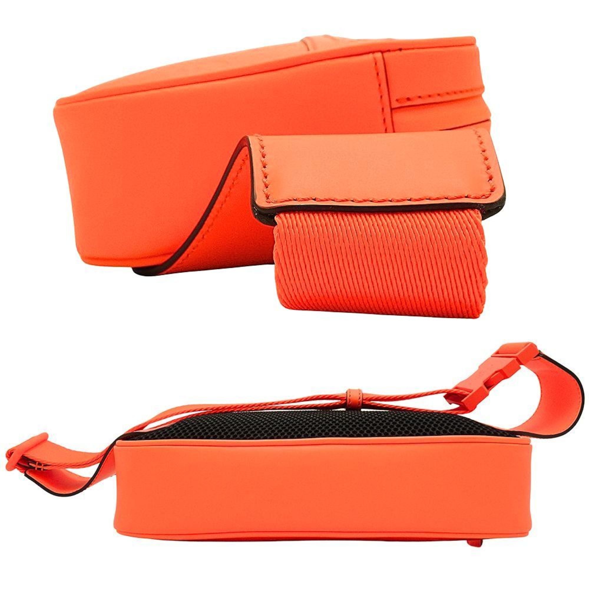 GUCCI Gucci Belt Bag 771422 Body GG Rubber Effect Leather Bright Orange 352032 — Like New