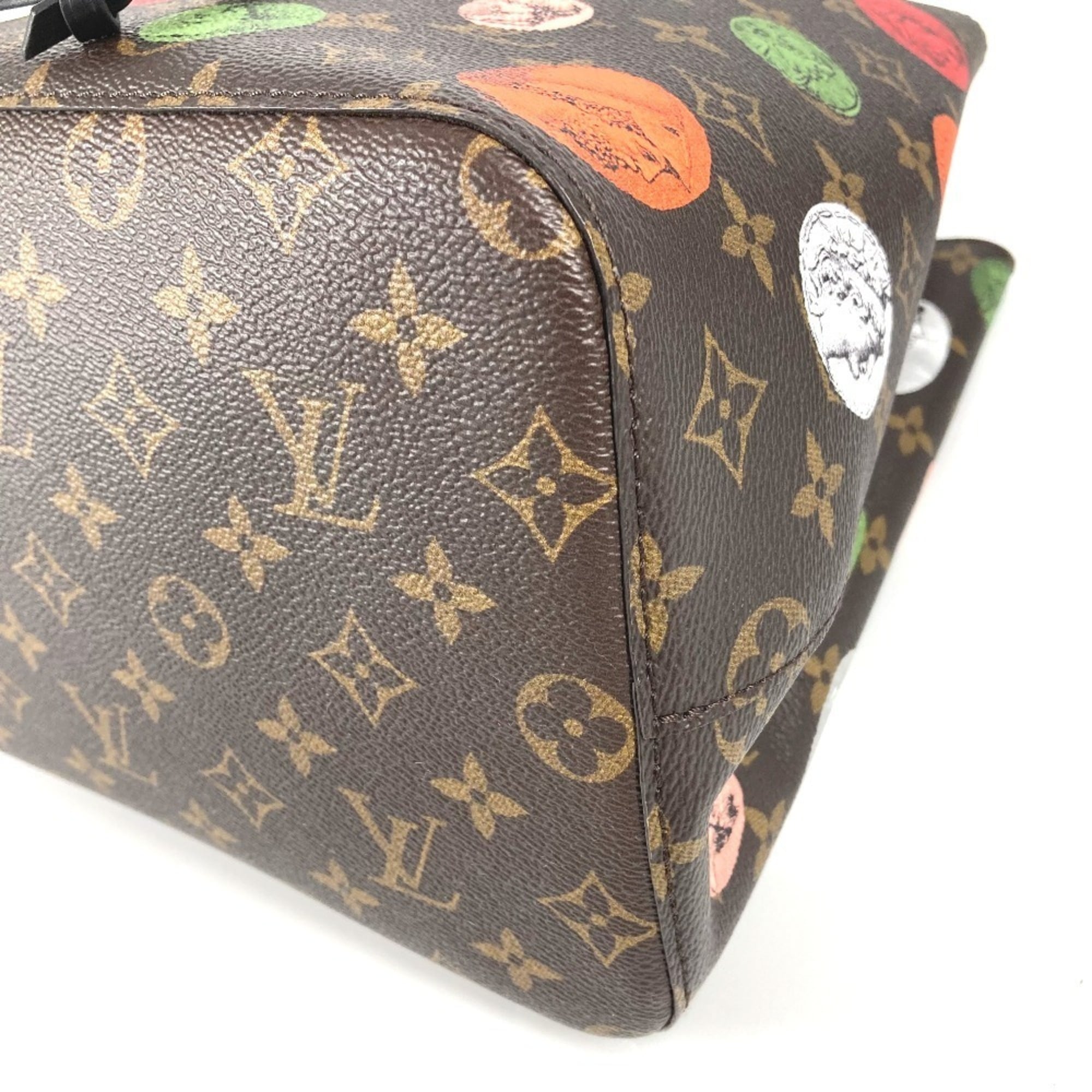 LOUIS VUITTON M45956 Monogram Cameo NeoNoe MM Bucket Shoulder Bag in Canvas, Brown, for Men and Women — Like New