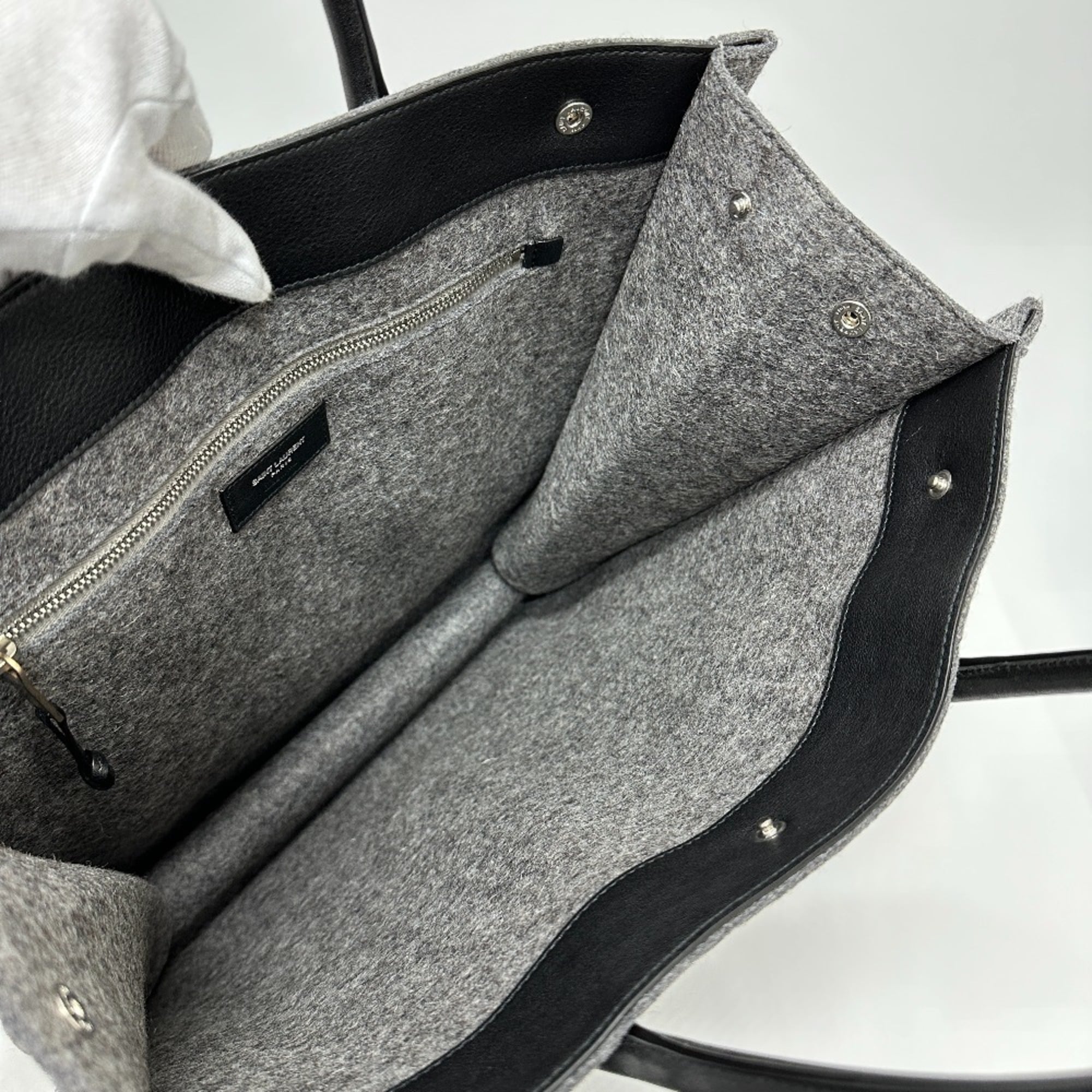 Saint Laurent Paris 632539 Shoulder Bag Hand Bag Bag Tote Bag gray Black — Like New